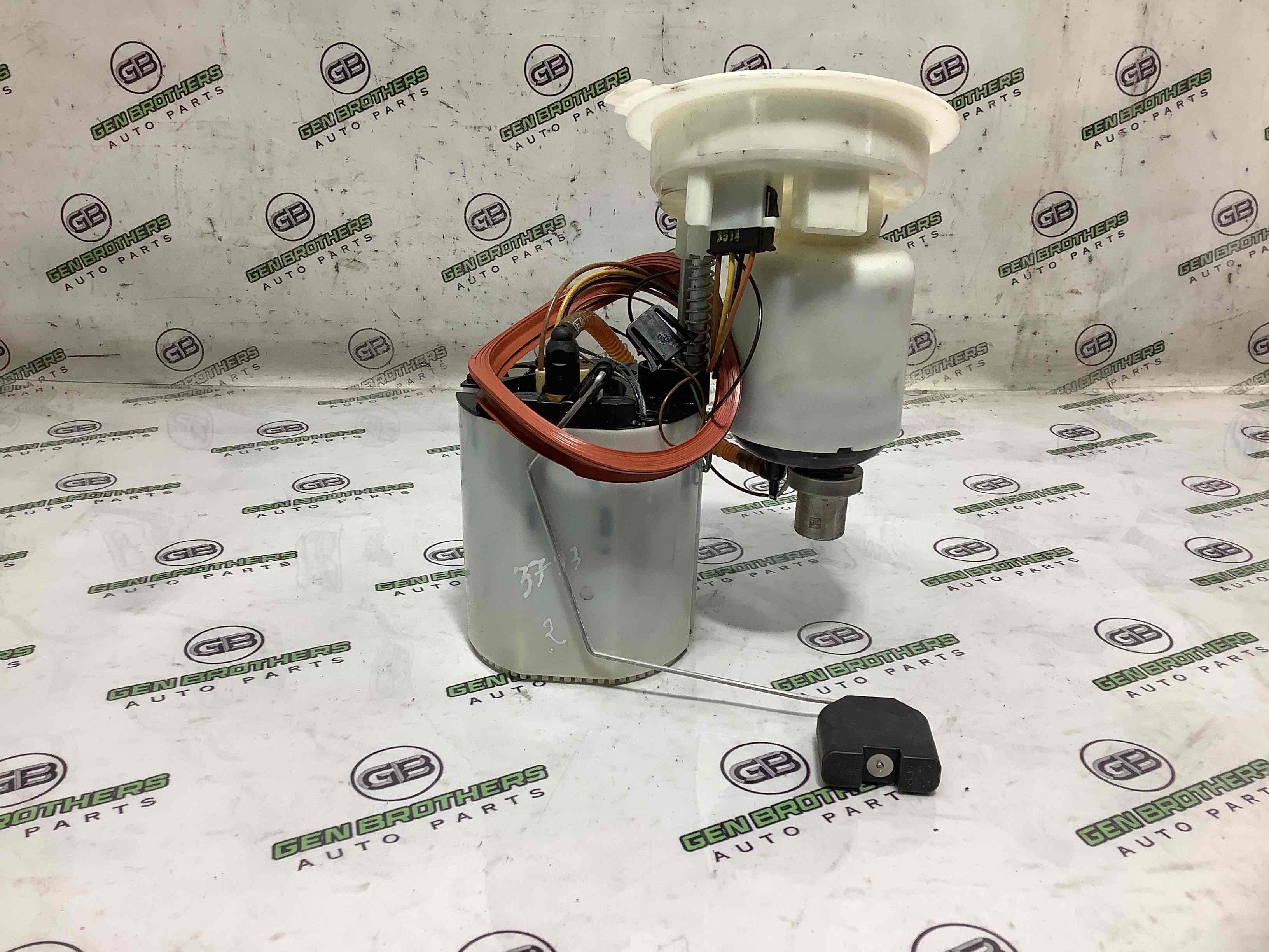 Насос топливный