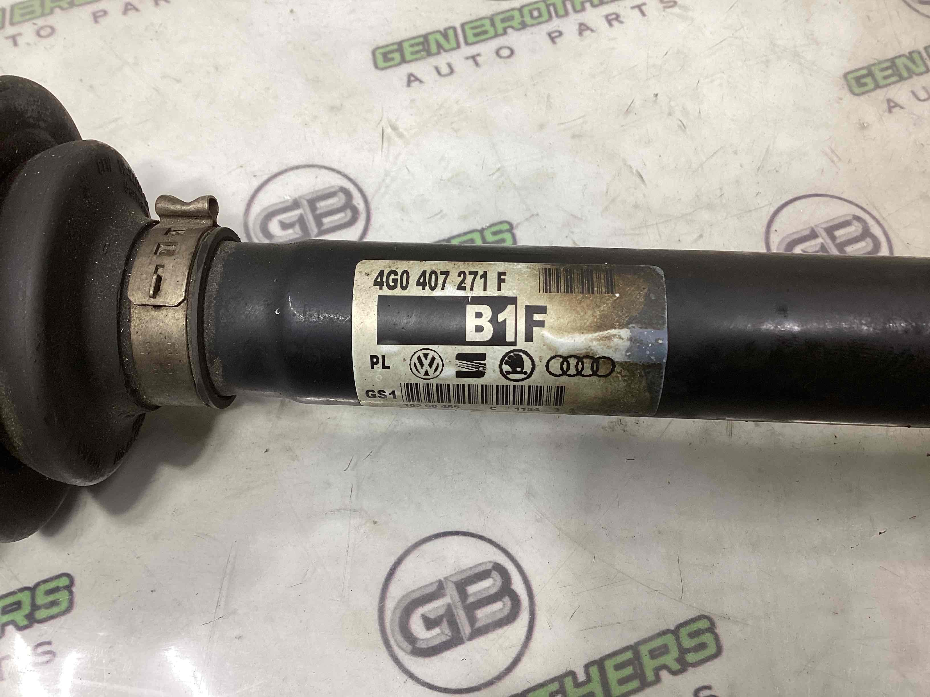 Полуось передняя левая приводной вал, ШРУС