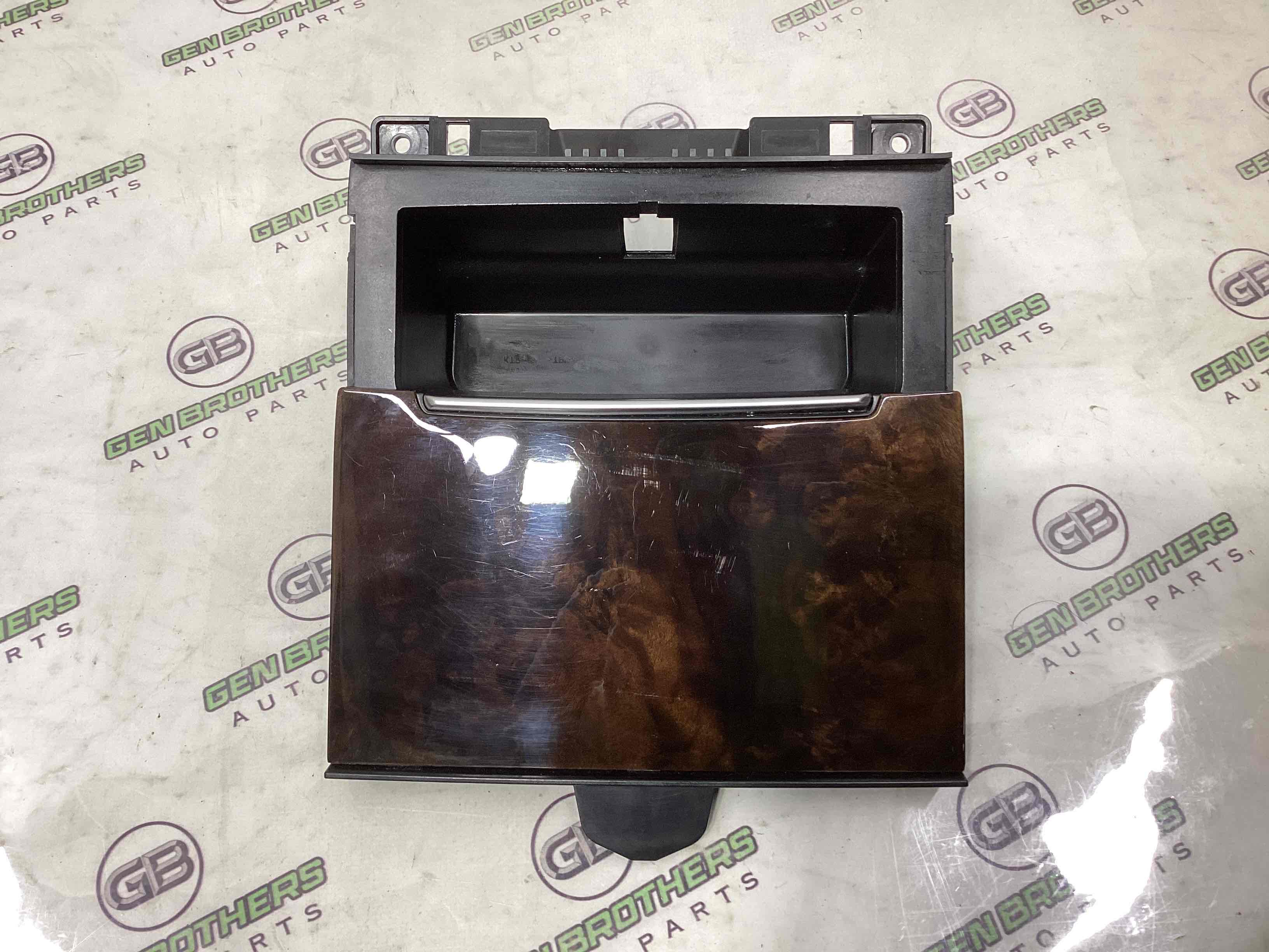 Бардачок замок бардачка, подстаканник, ящик