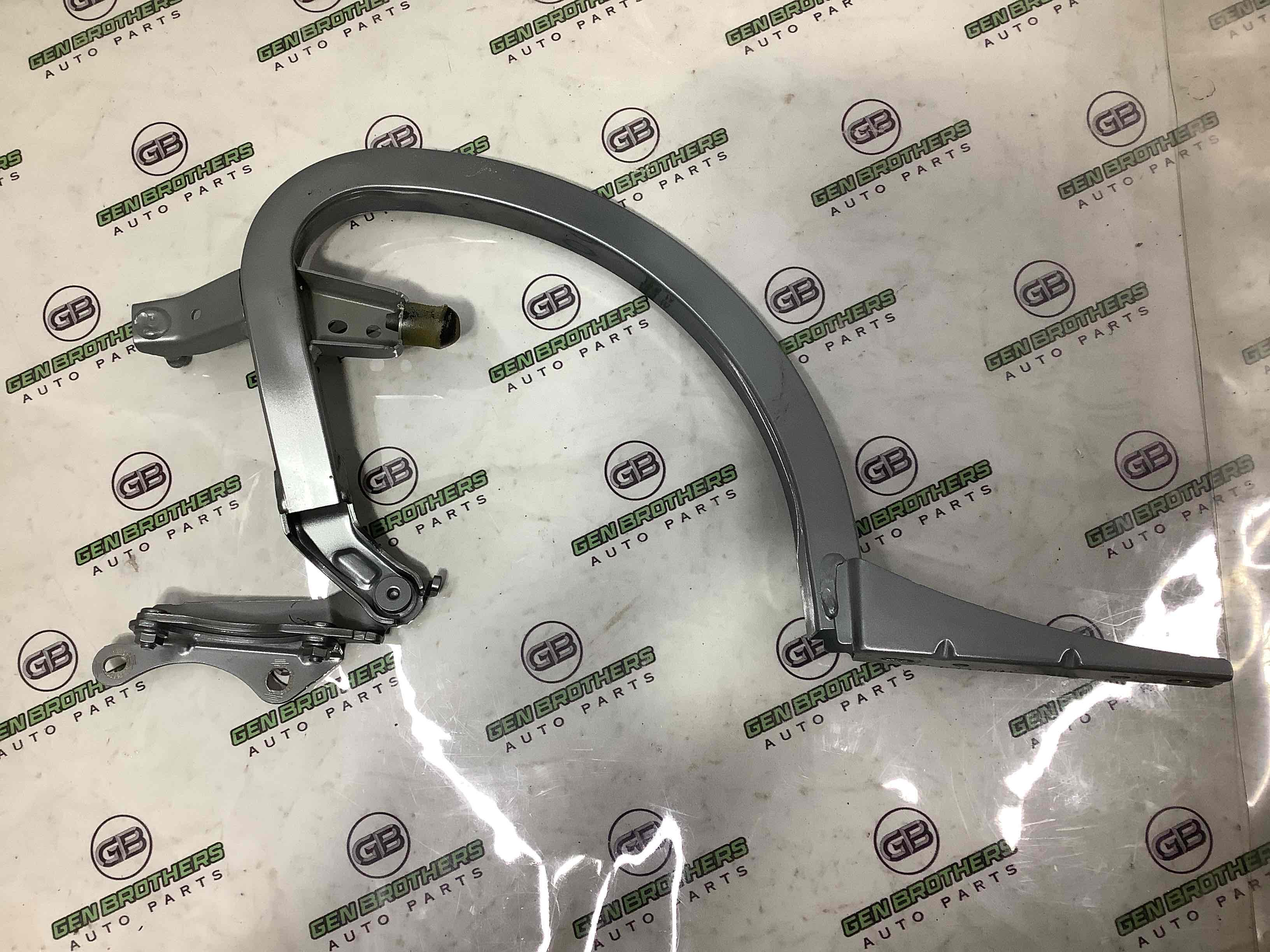 Петля крышки багажника, двери багажника