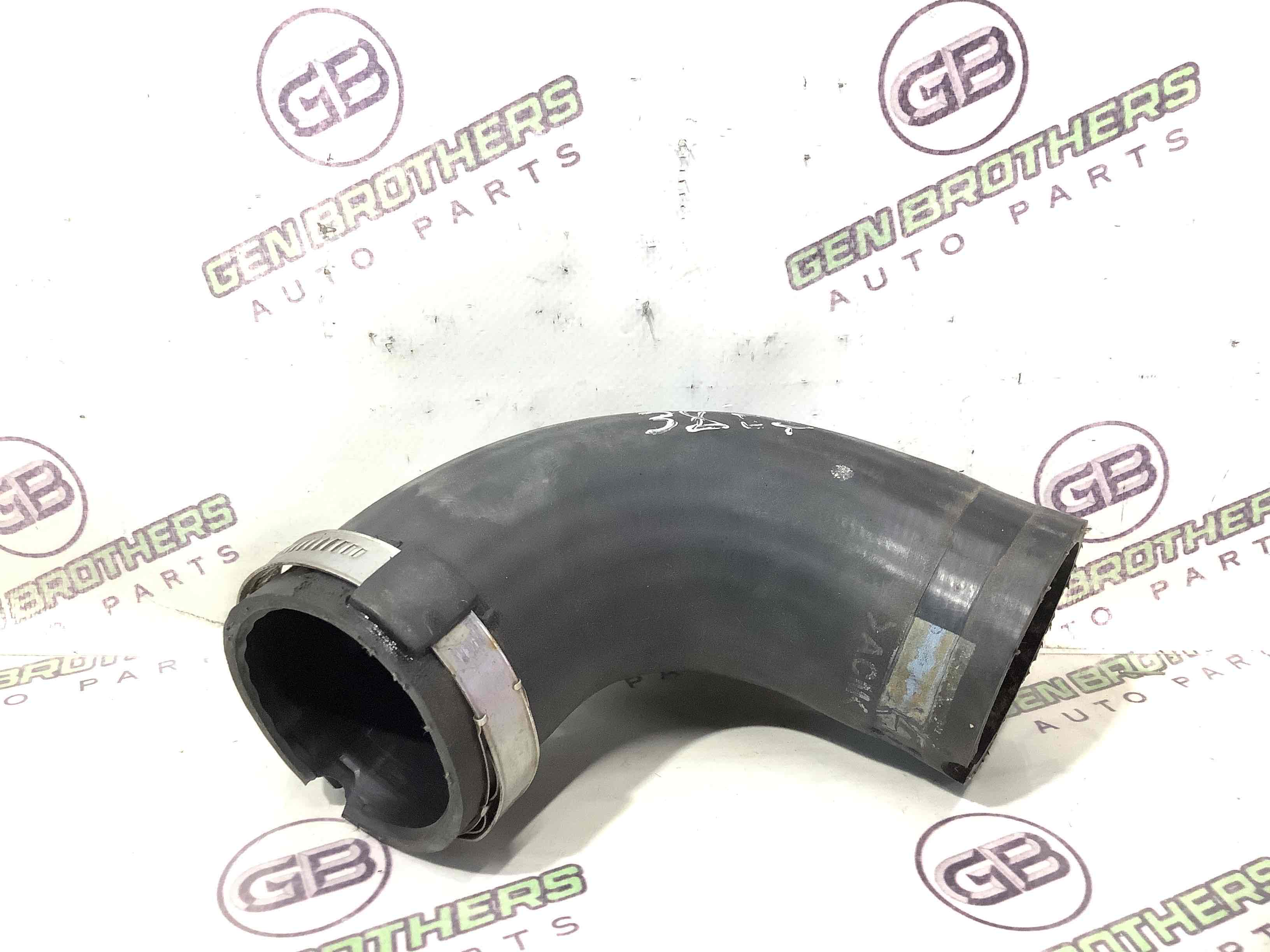 Патрубок інтеркулера