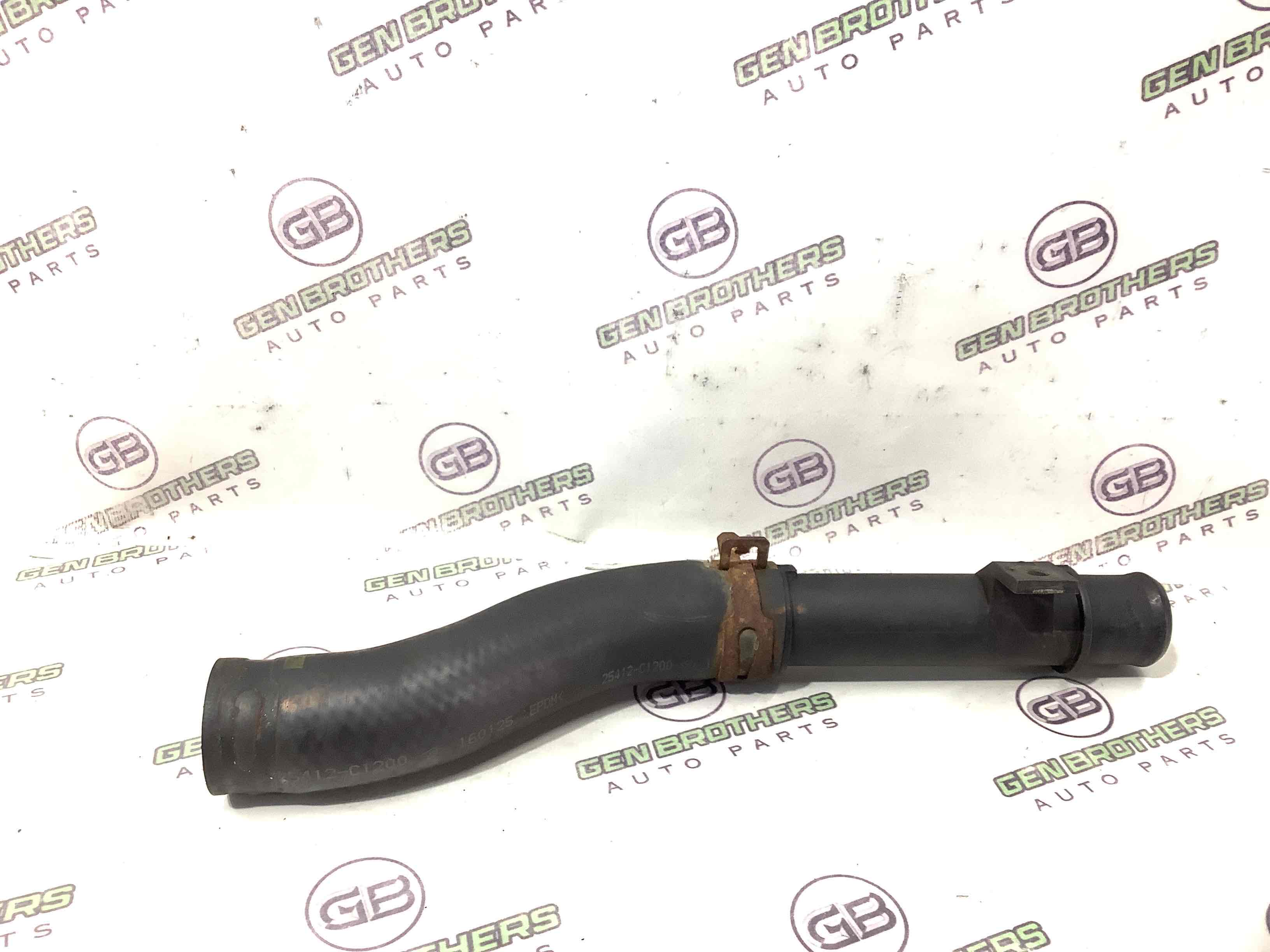 Патрубок радіаторів