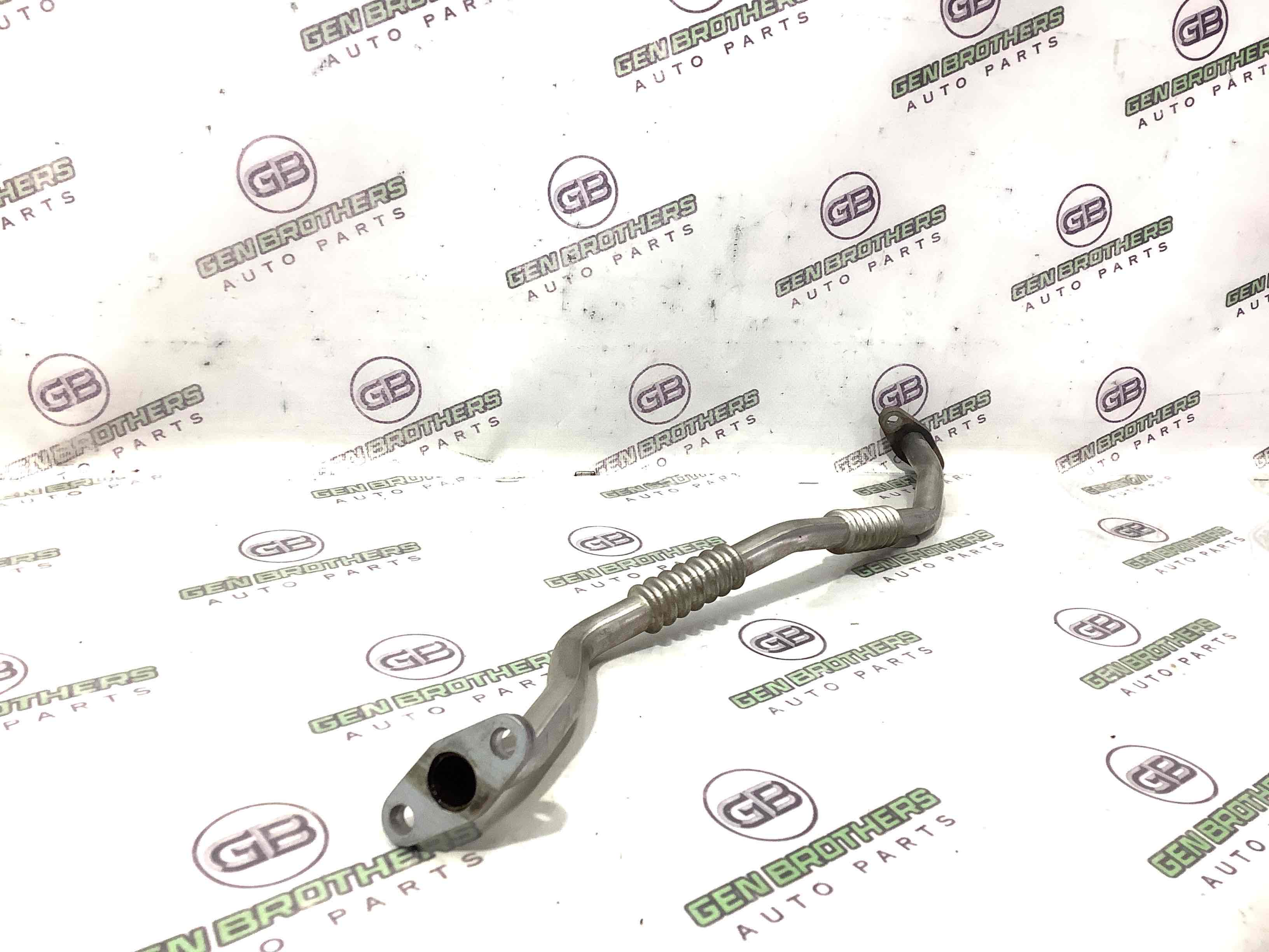 Патрубок трубопровід, шланг