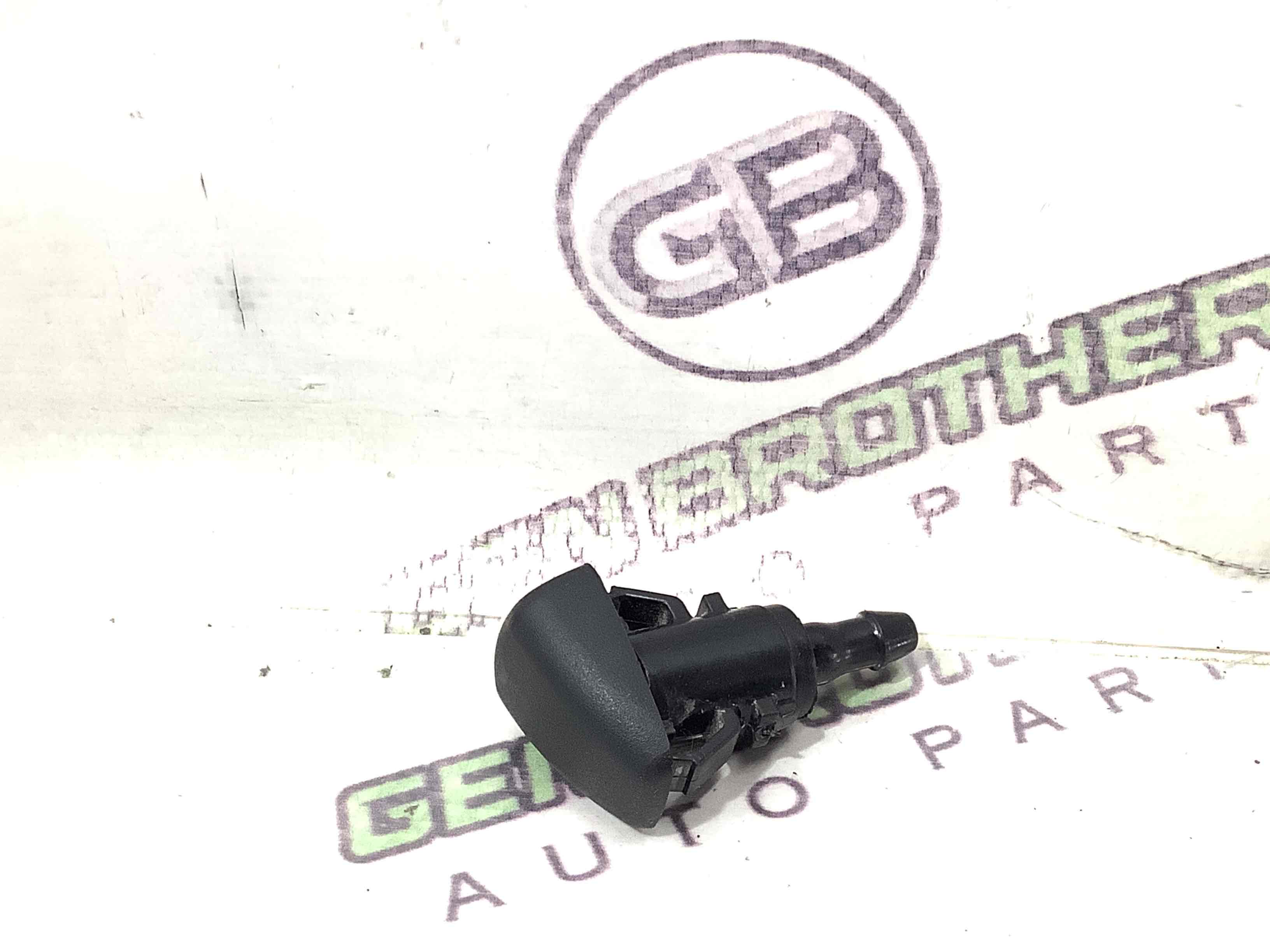 Форсунка омивача, насос омивача, шланг омивача