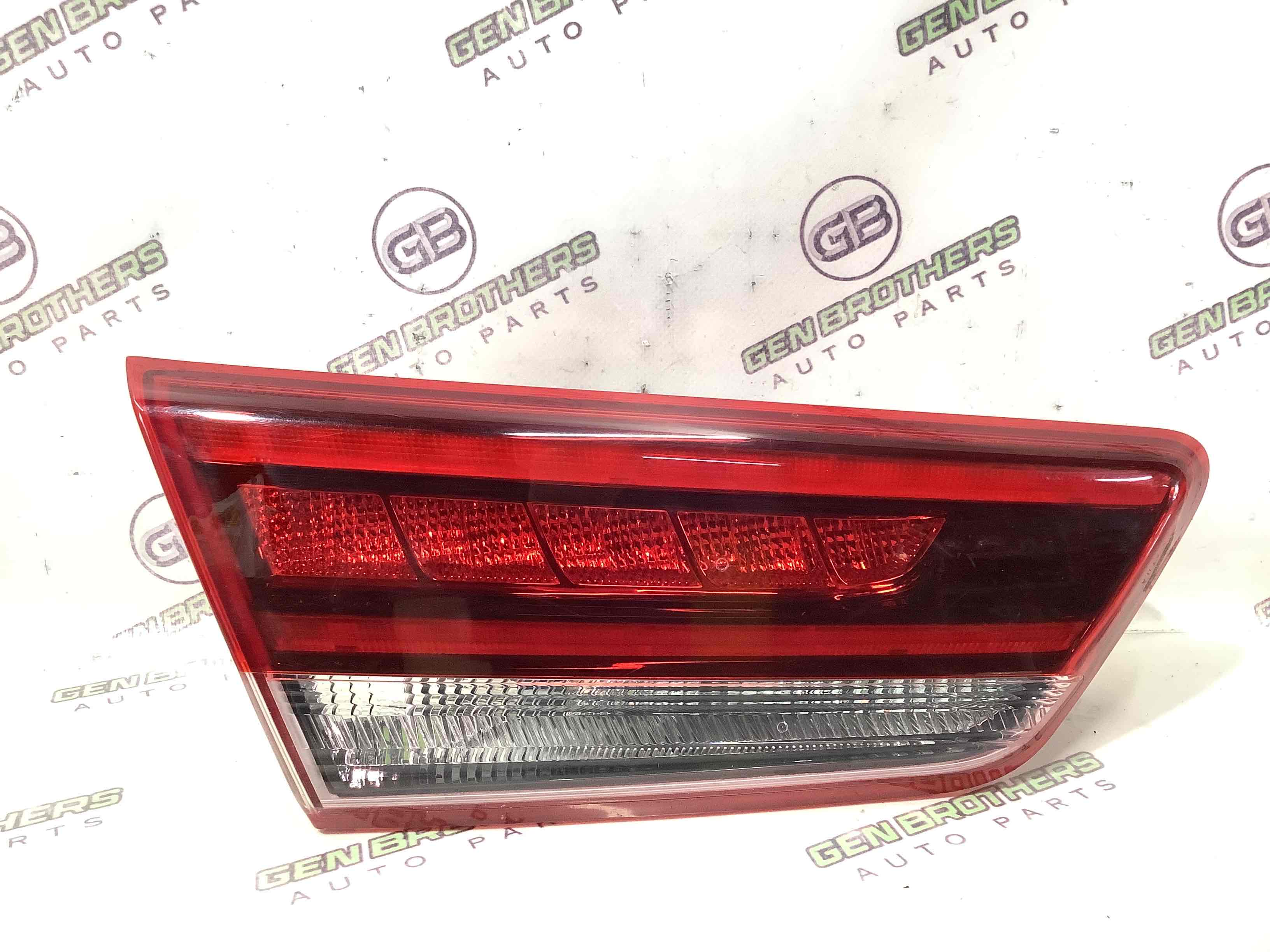 Ліхтар задній лівий