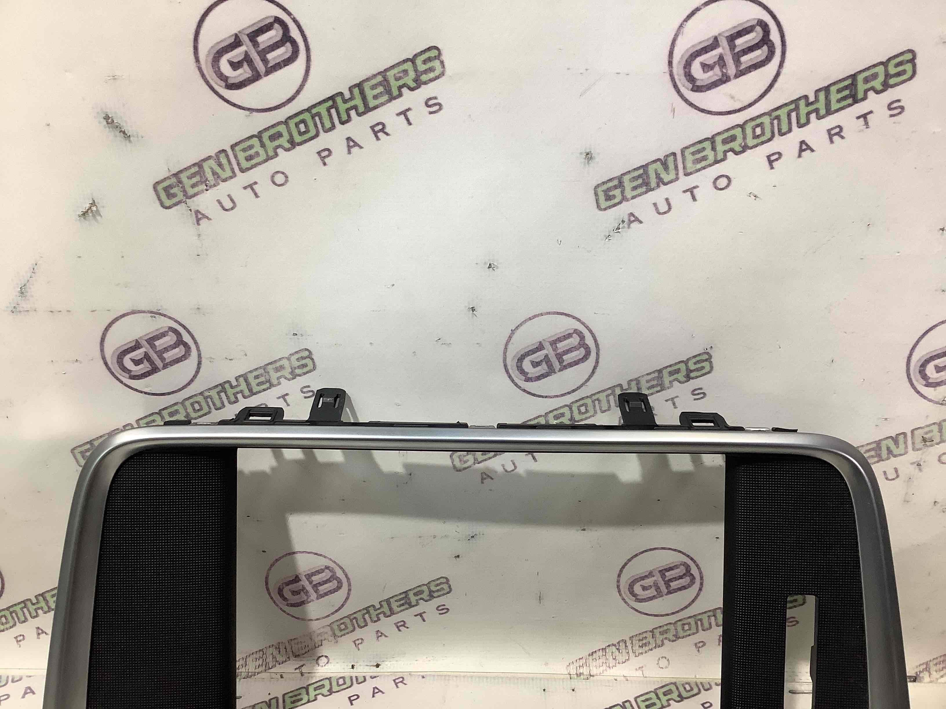 Рамка магнітоли