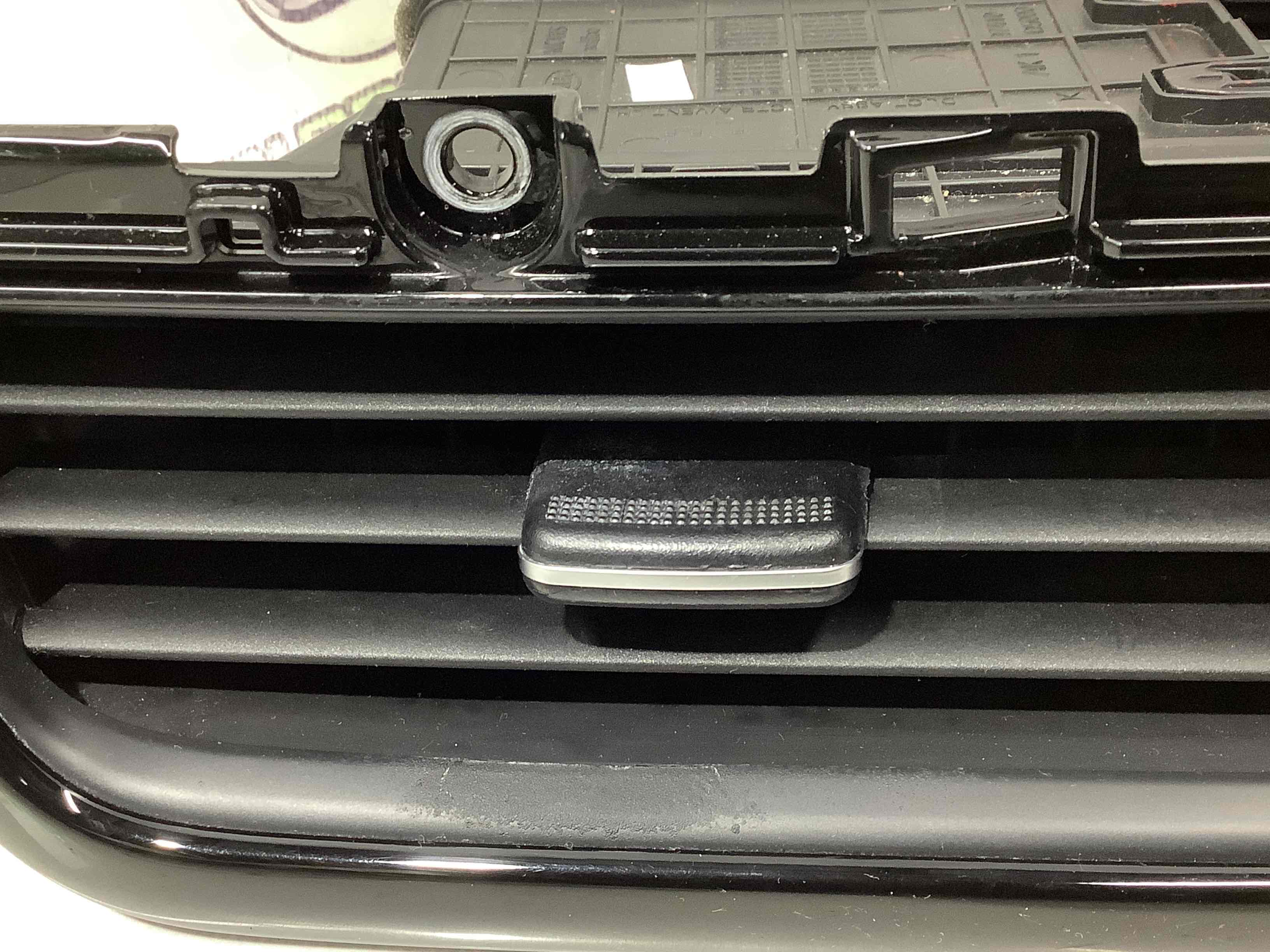 Дефлектор обдування салону