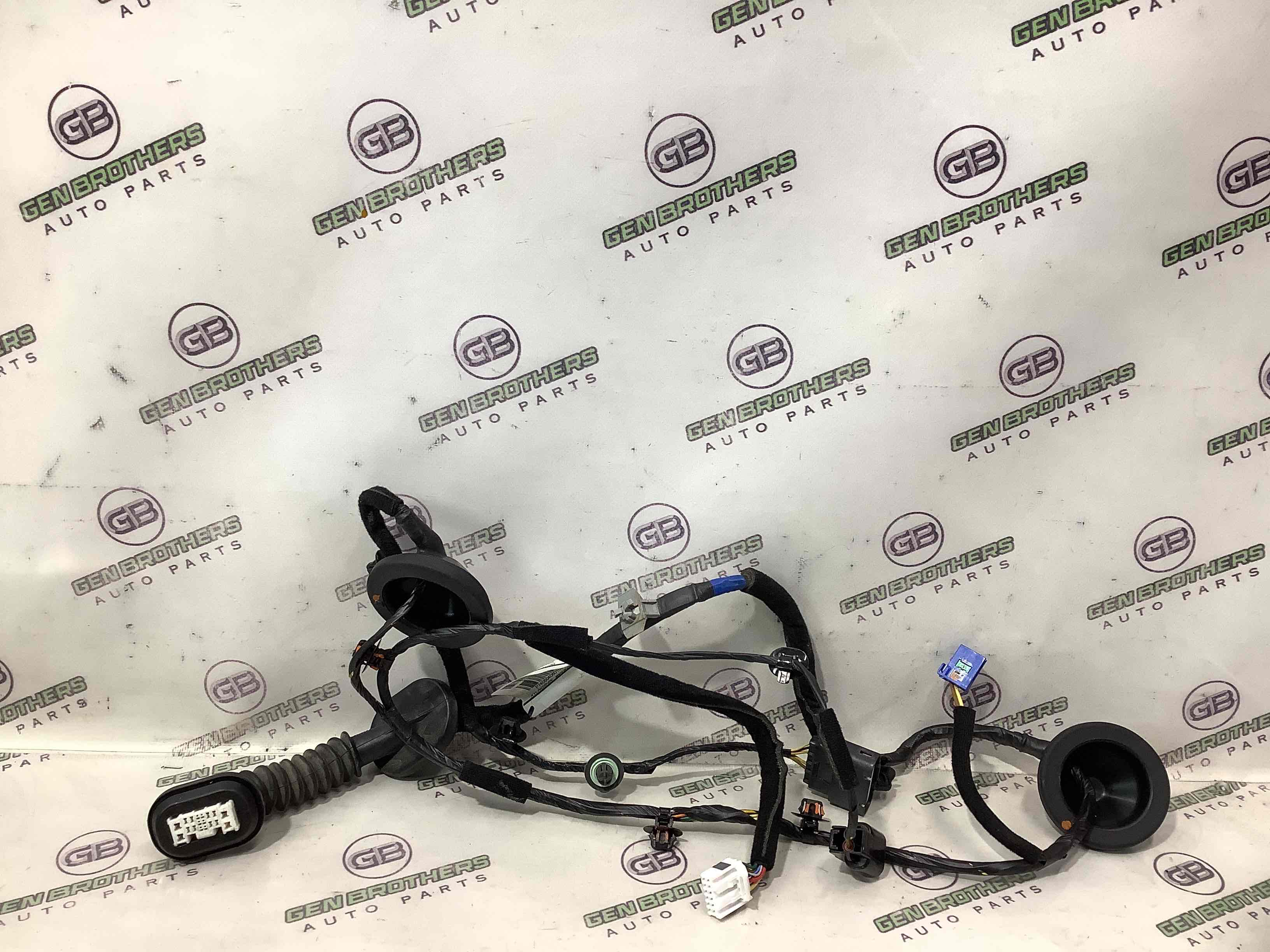 Електропроводка дверей, кришки багажника коса