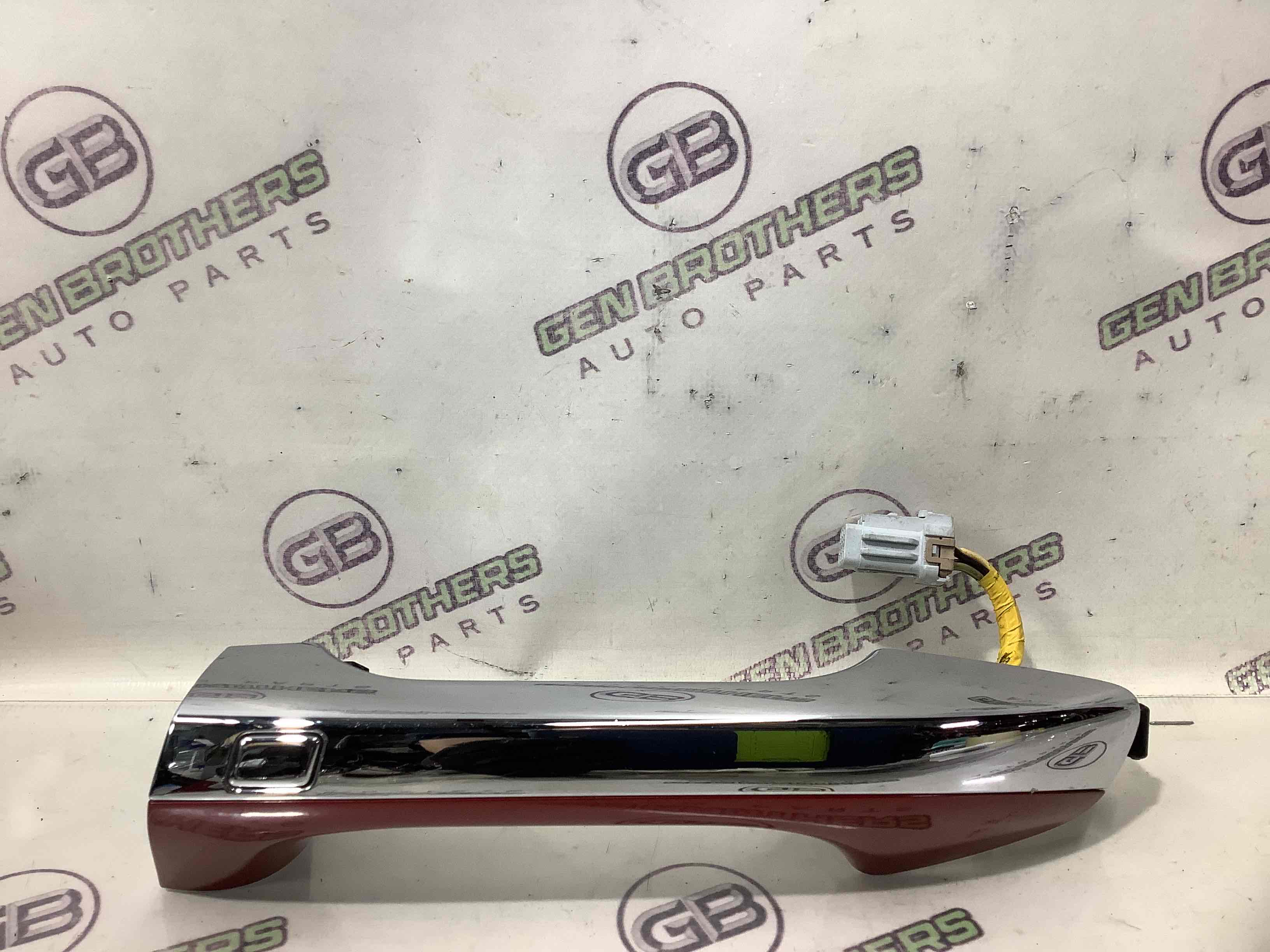 Ручка двері зовнішня