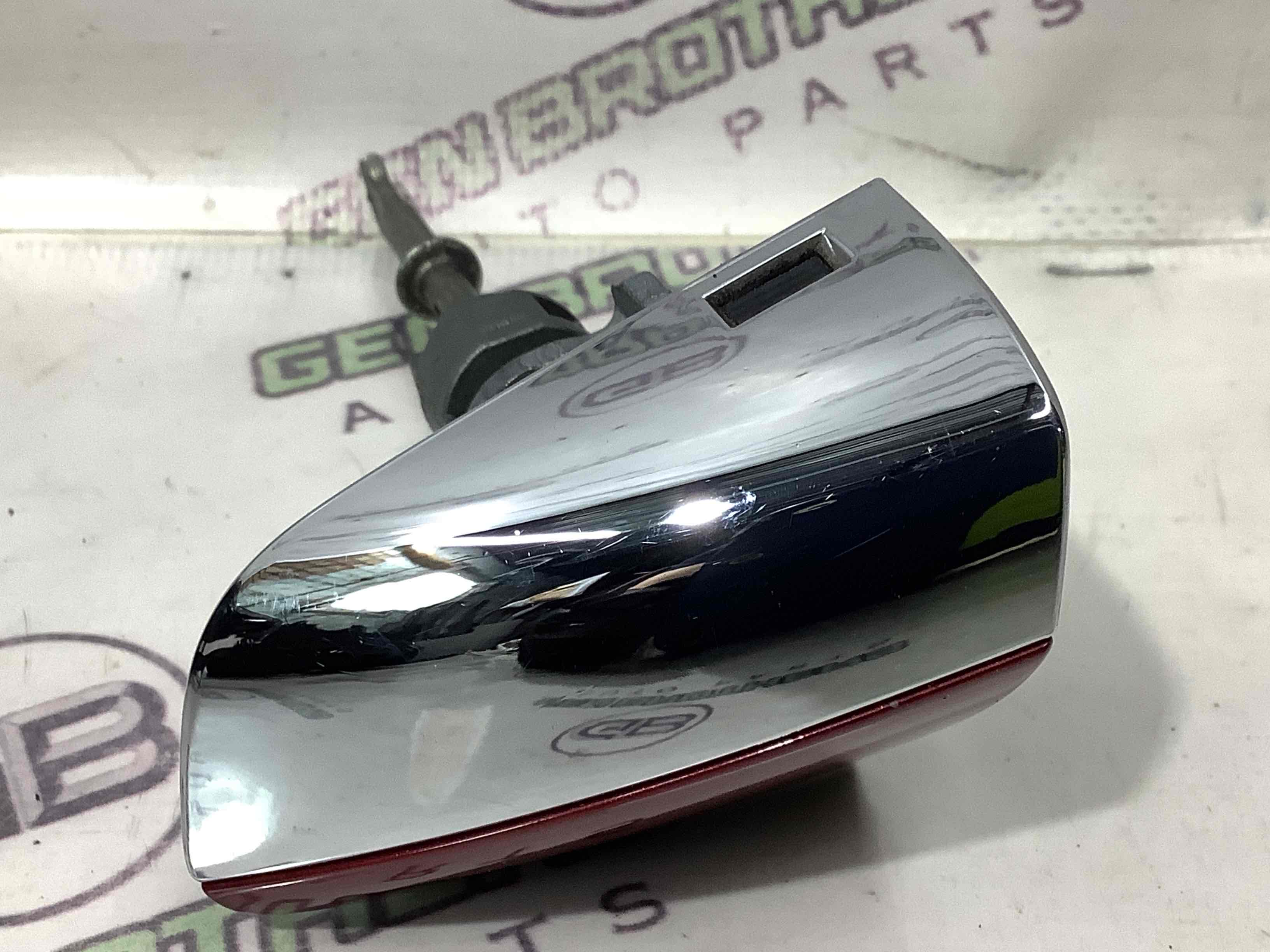 Заглушка ручки двери