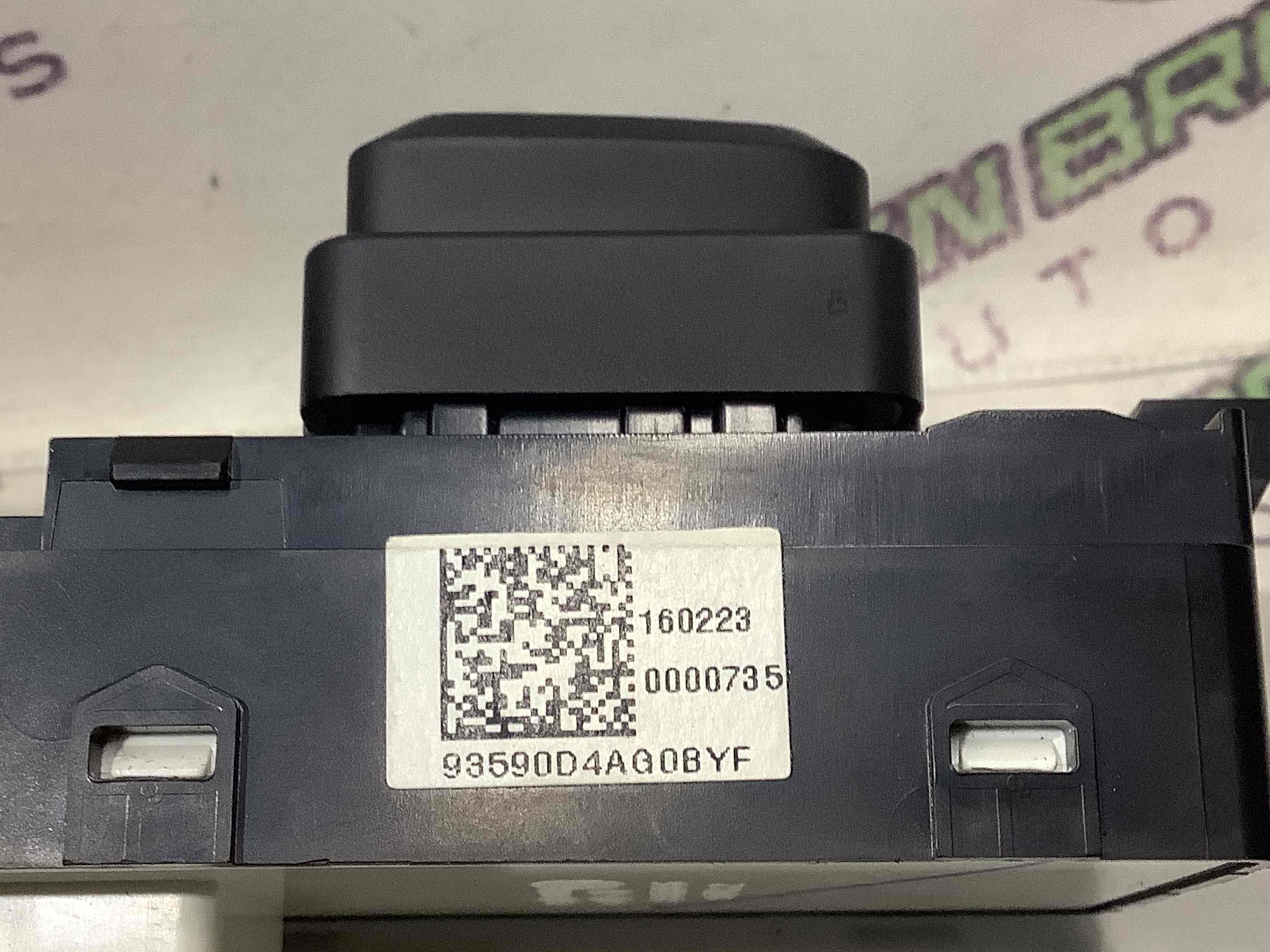 Кнопки керування склопідйомниками