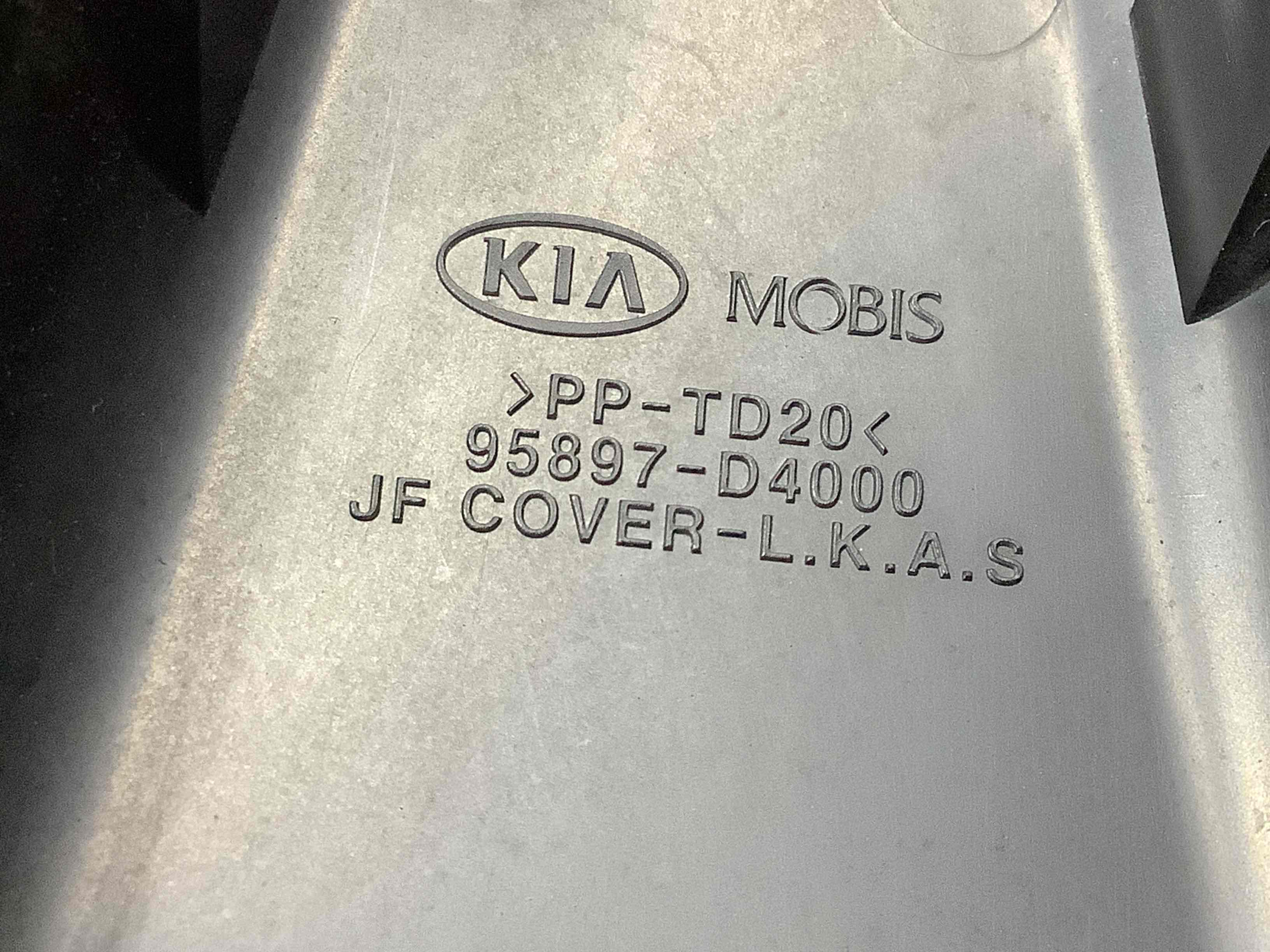 Камера, кріплення камери, корпус