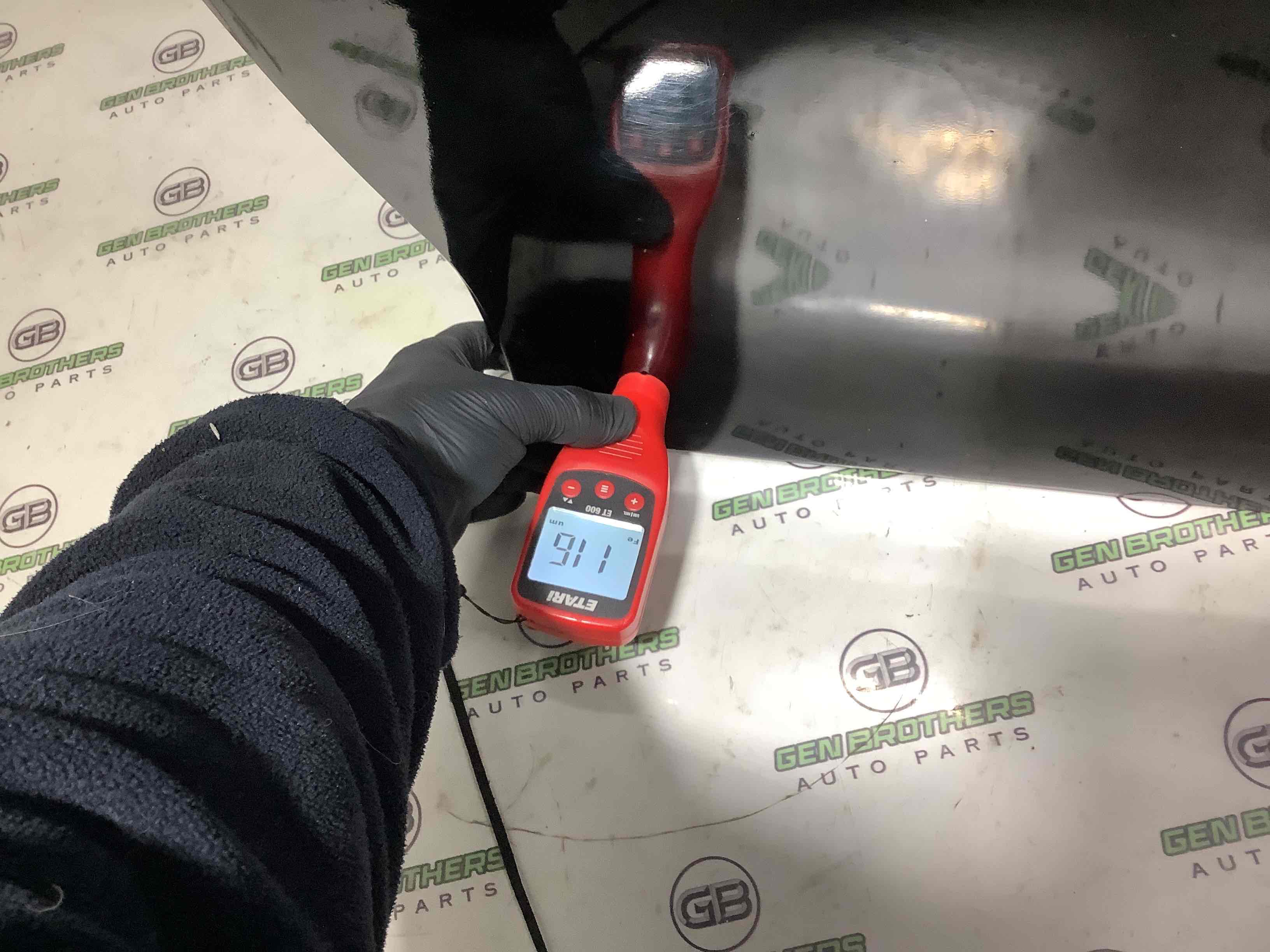 Двері задні ліві