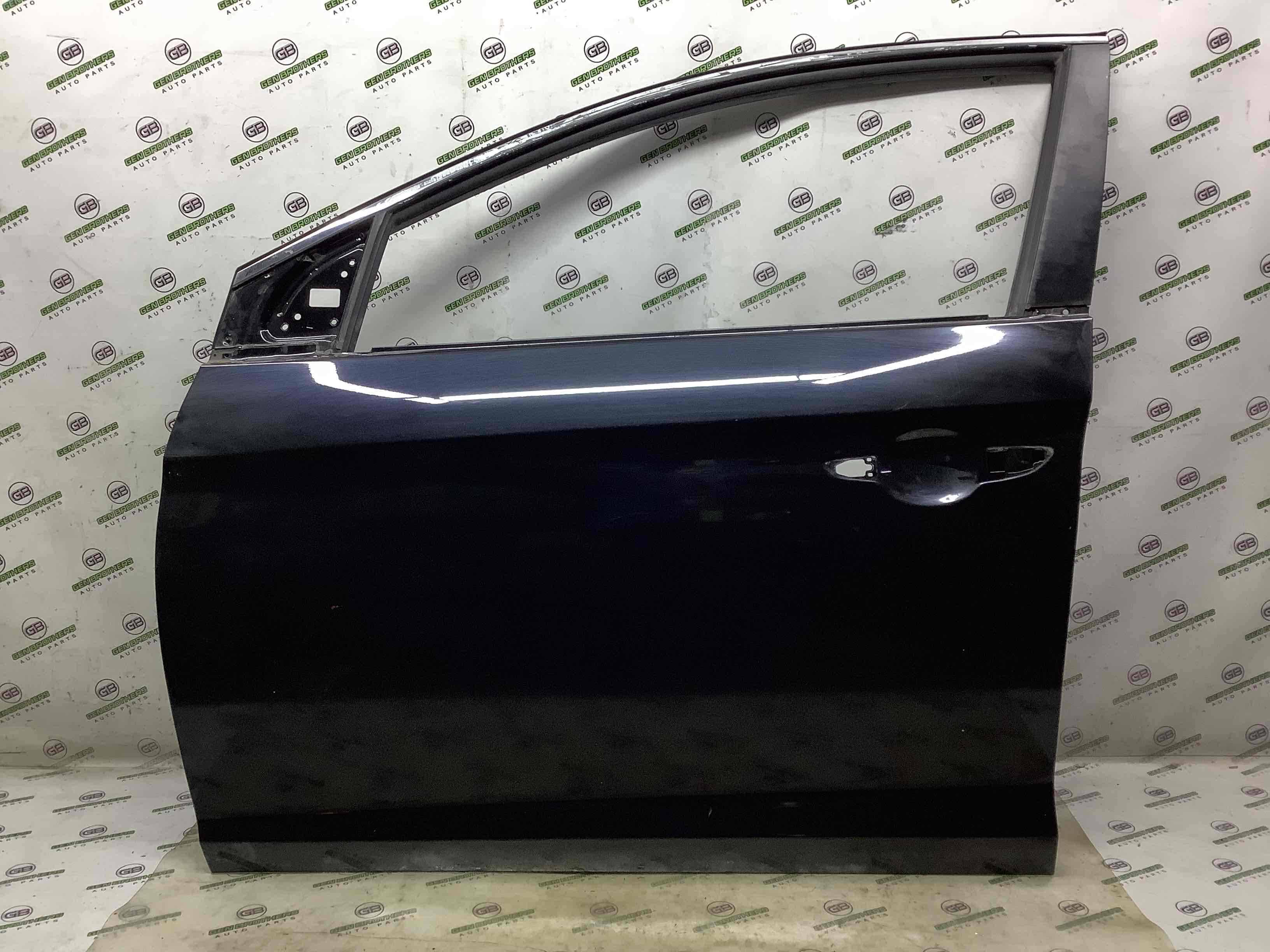 Двері передні ліві