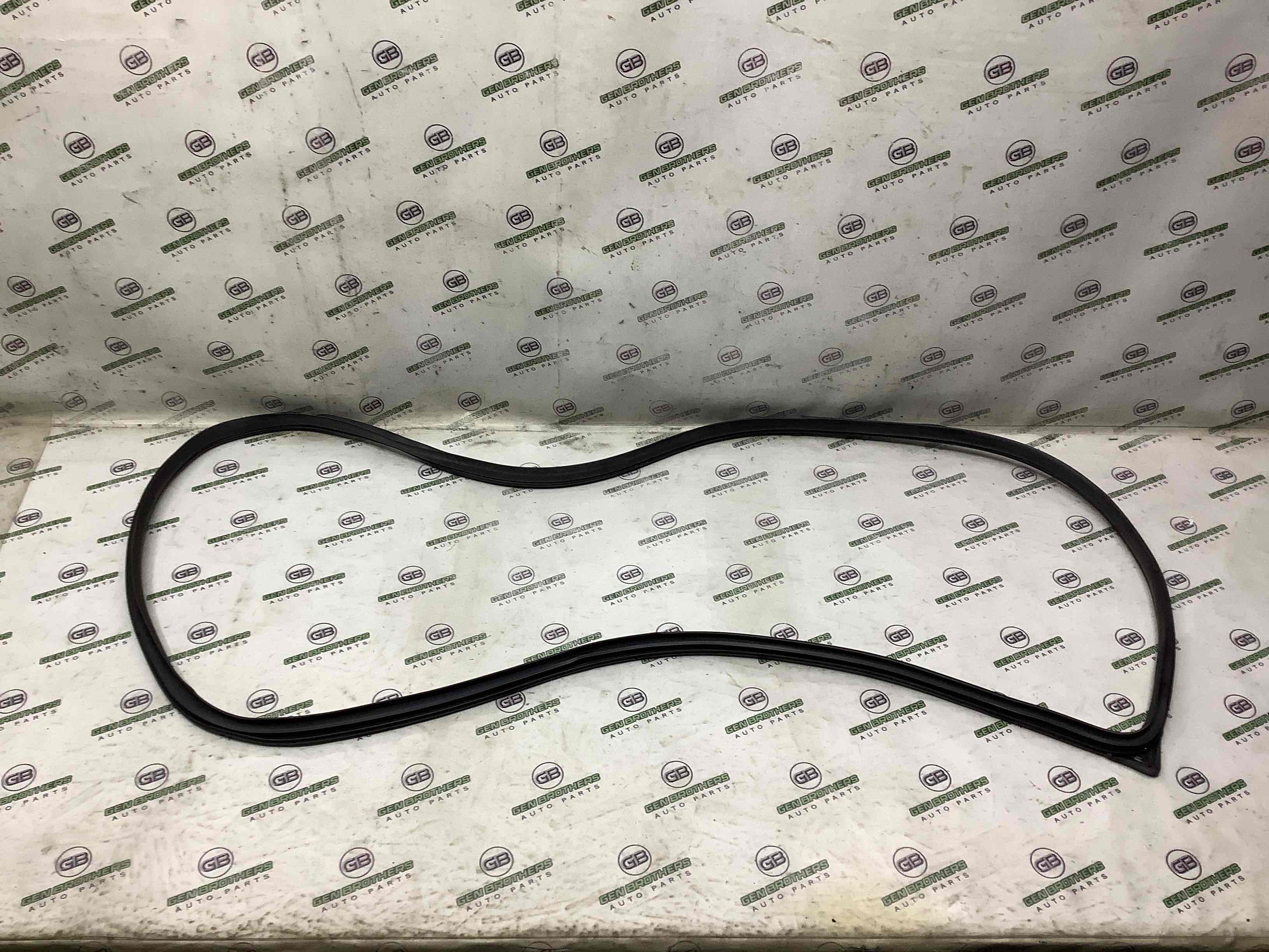 Ущільнювач скла, двері