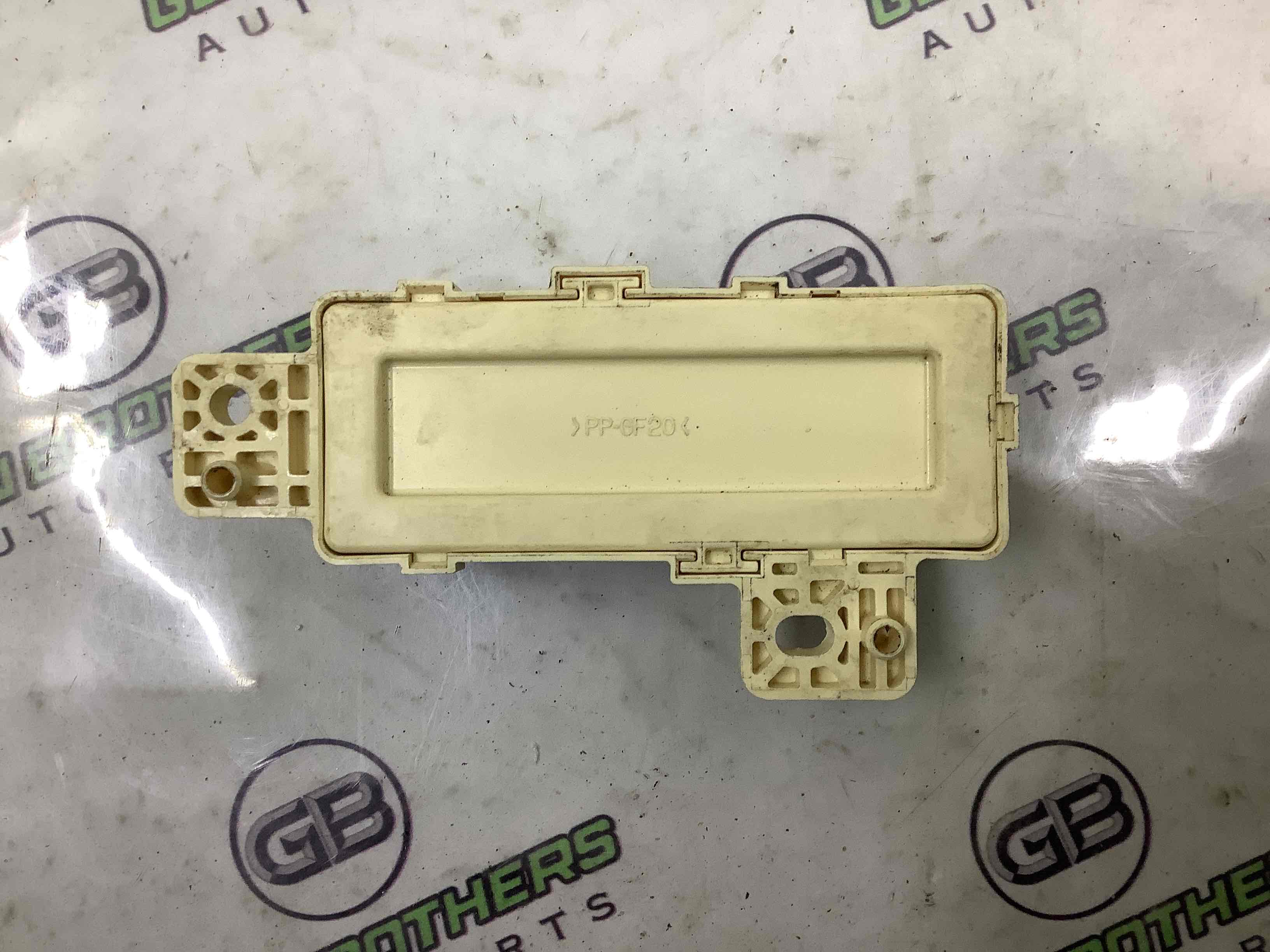 Блок запобіжників (блок реле)