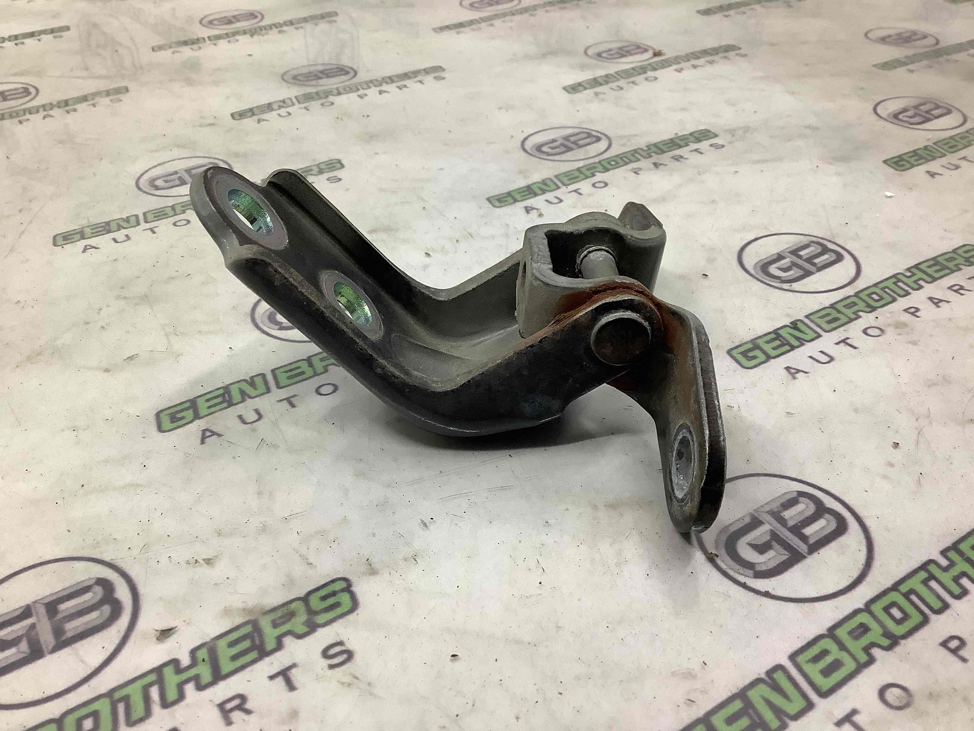 Петля двері, замок двері