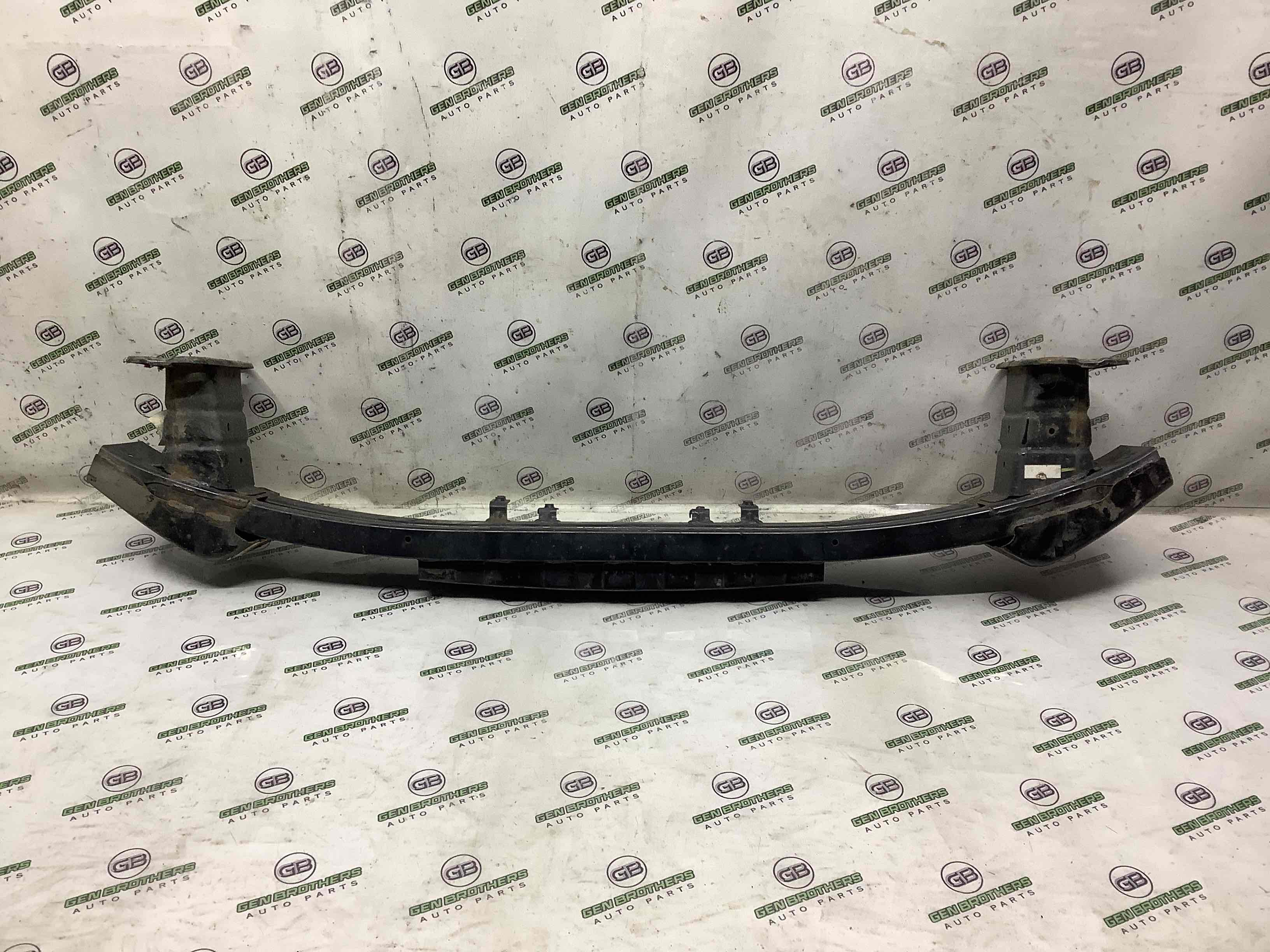 Підсилювач бампера заднього