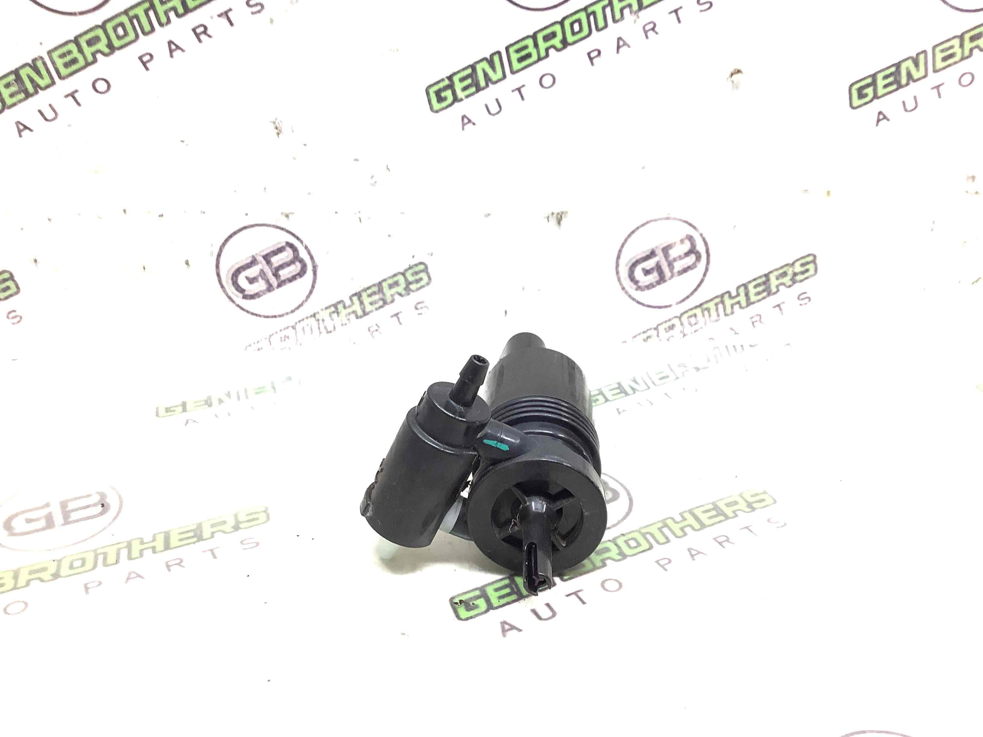 Форсунка омывателя, насос омывателя, шланг омывателя