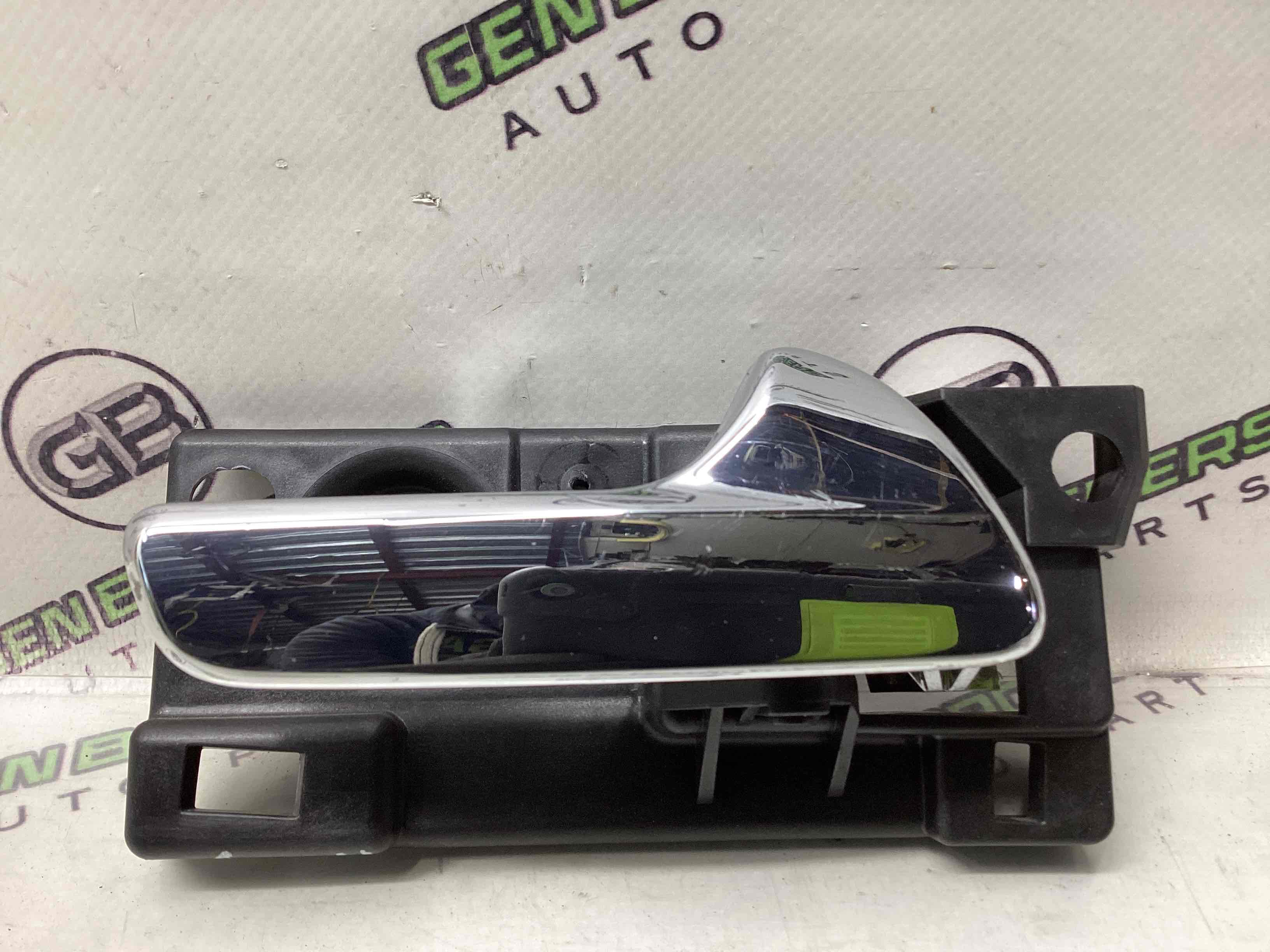 Ручка дверей салону внутрішня, поручень