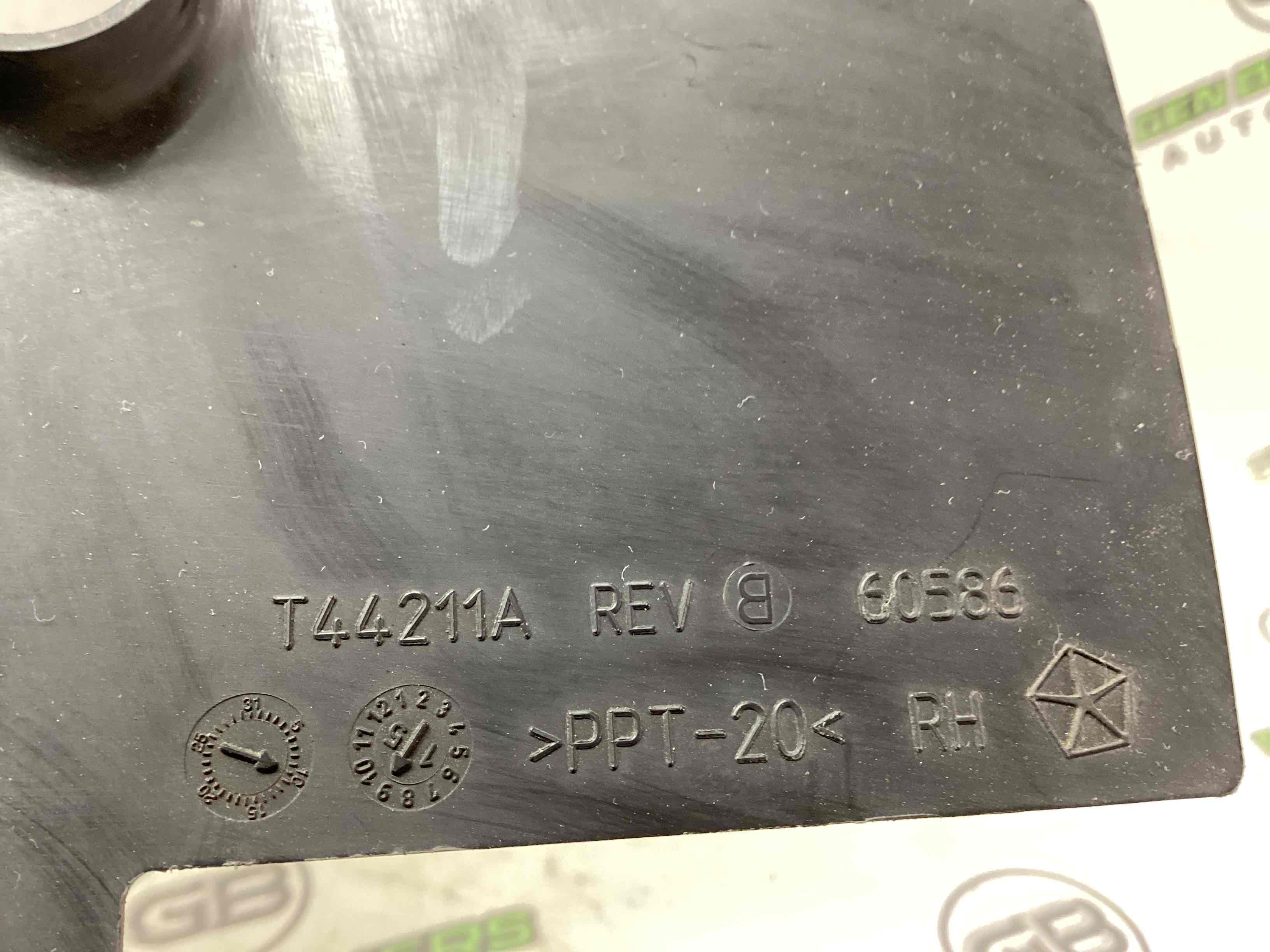 Дефлектор обдува радиатора