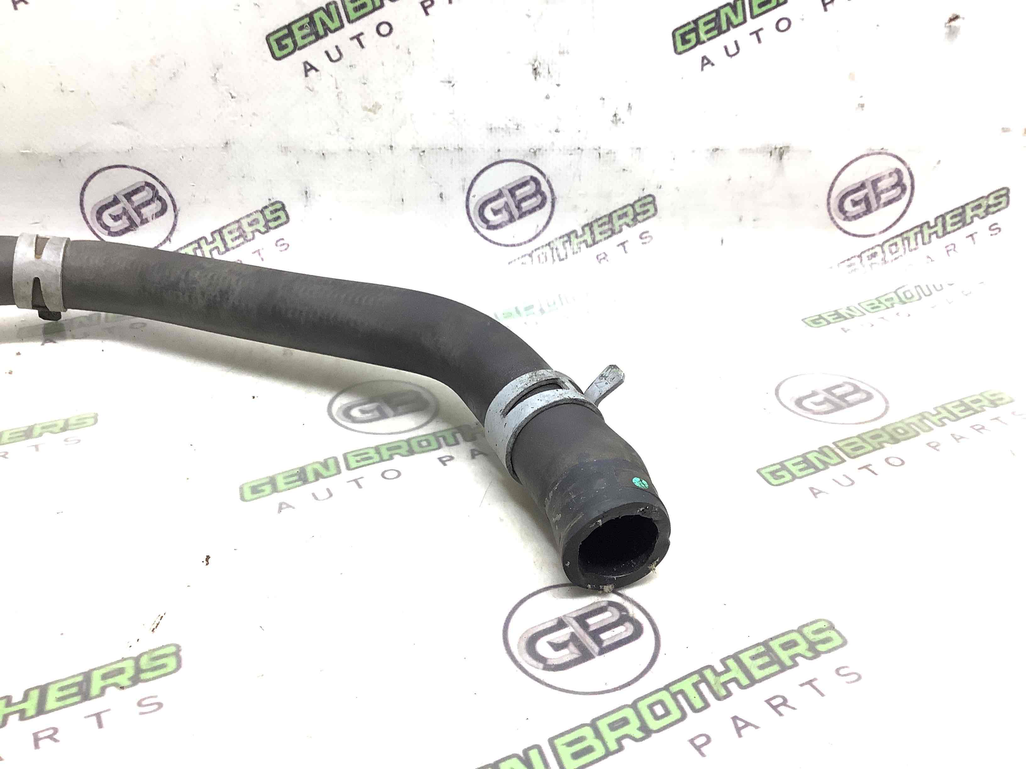 Патрубок трубопровід, шланг