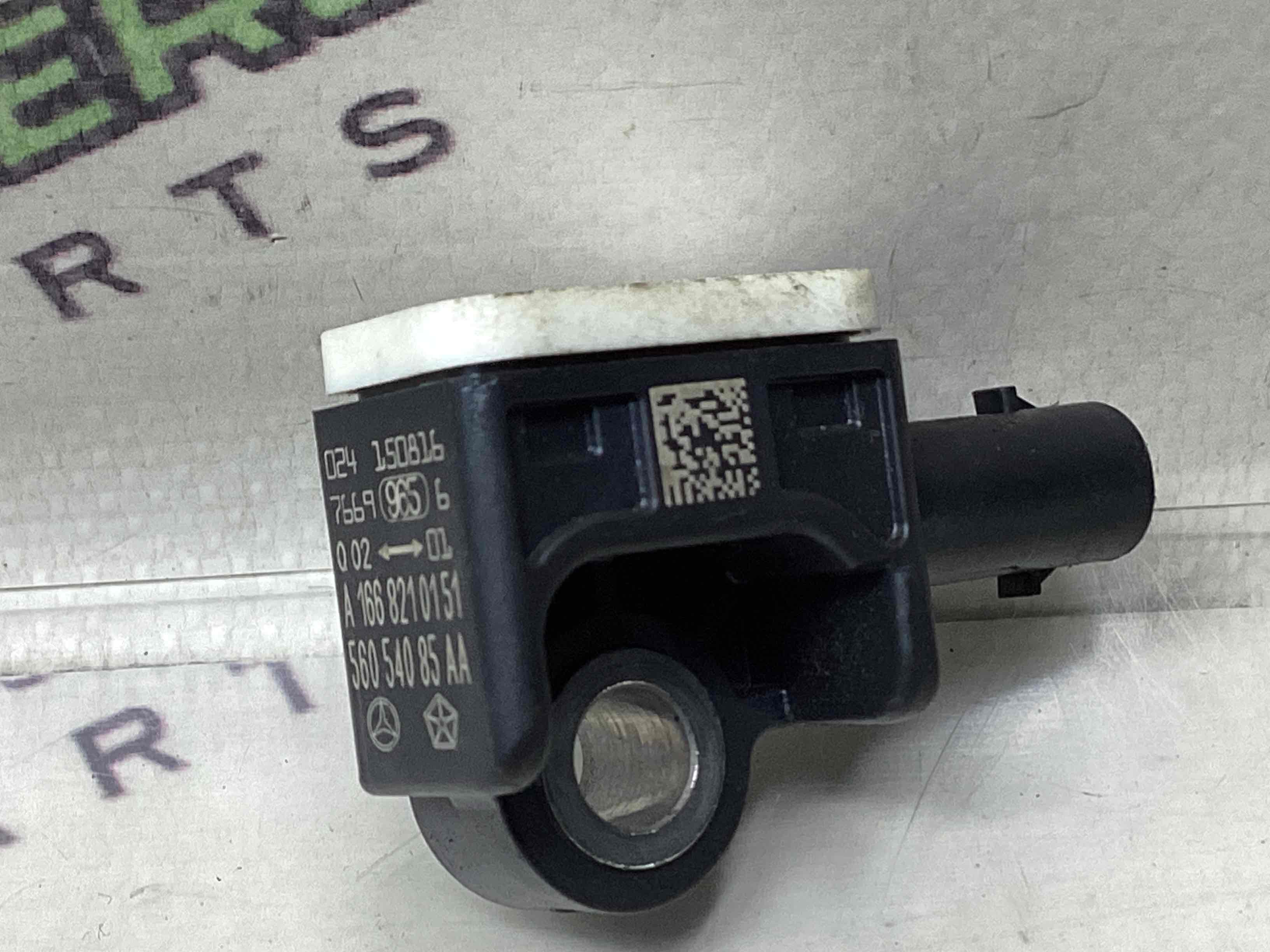 Датчик удару Airbag бічний