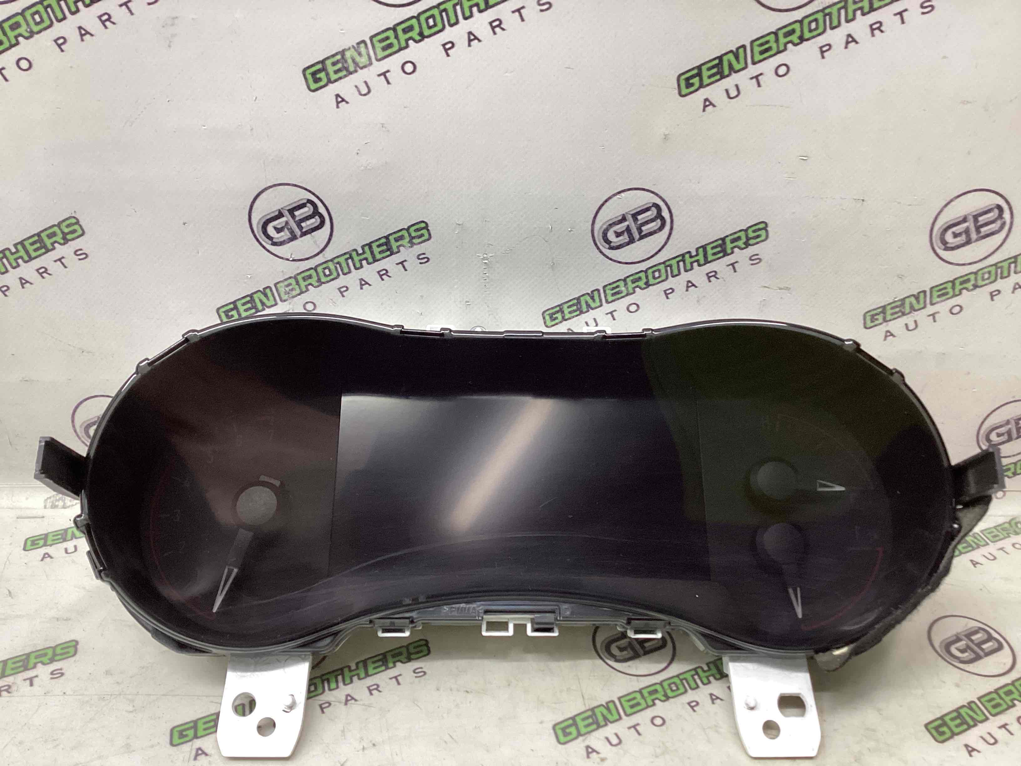 Щиток приладів панель приладів