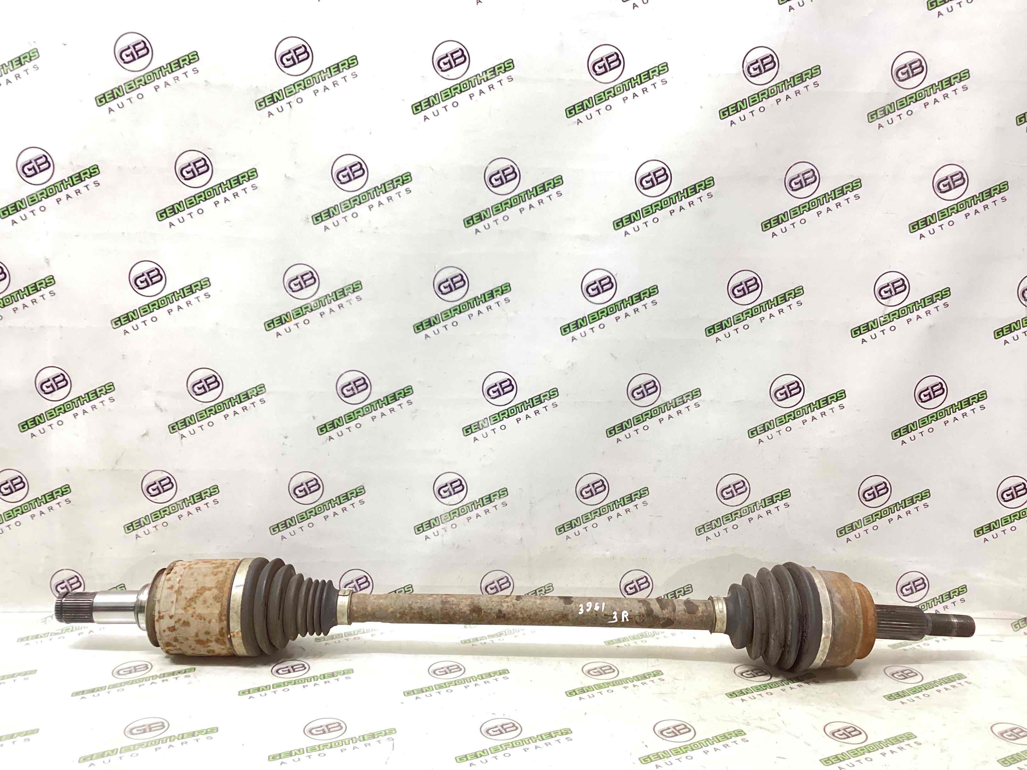 Привід піввісь задня права