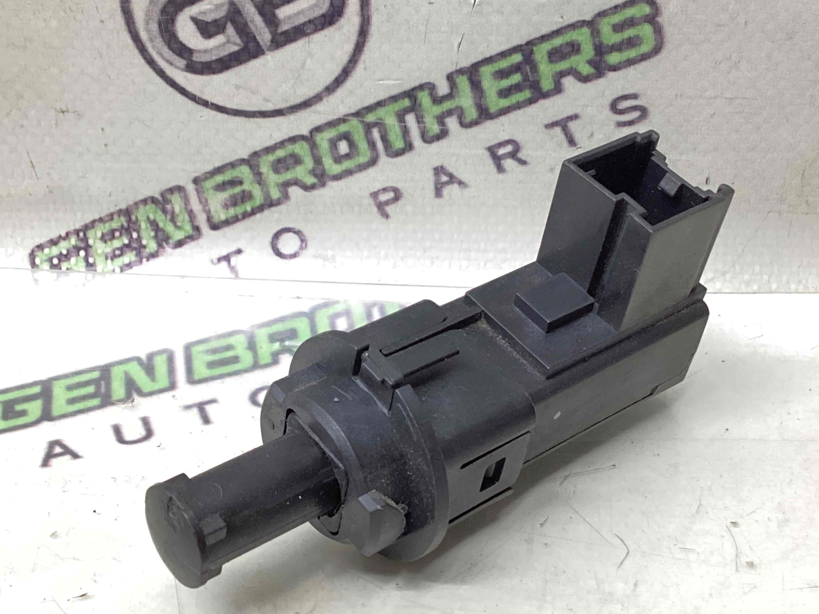 Датчик педали тормоза