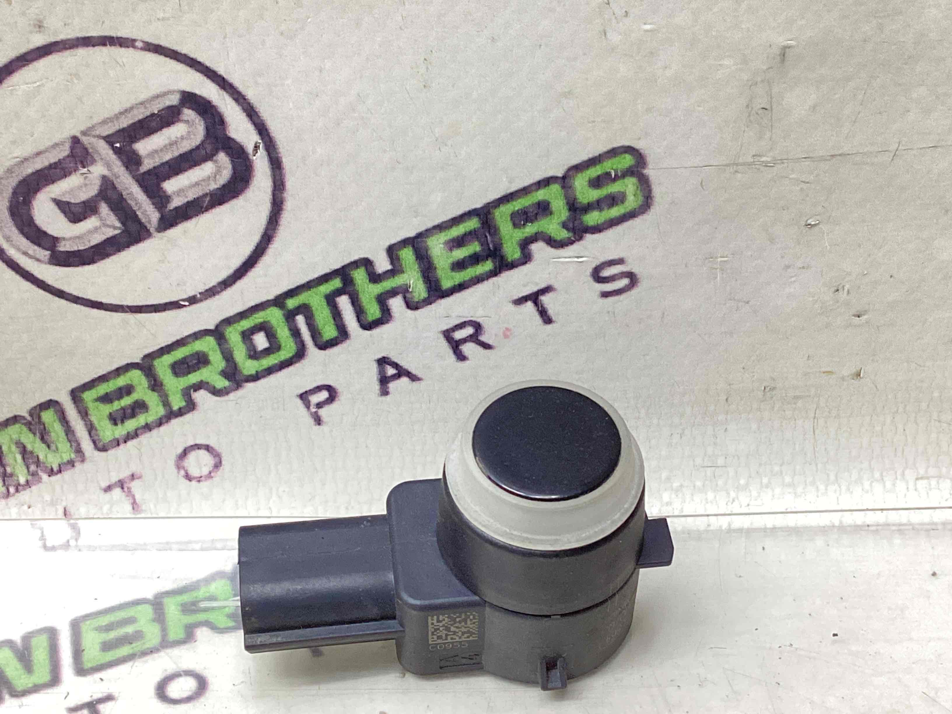 Парктроник, крепеж, корпус