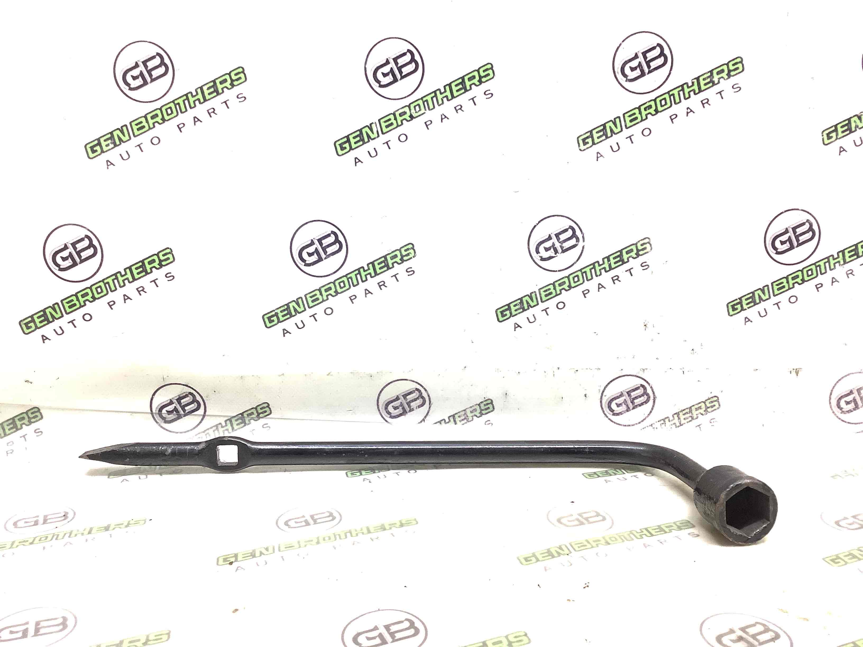 Ключ баллонный