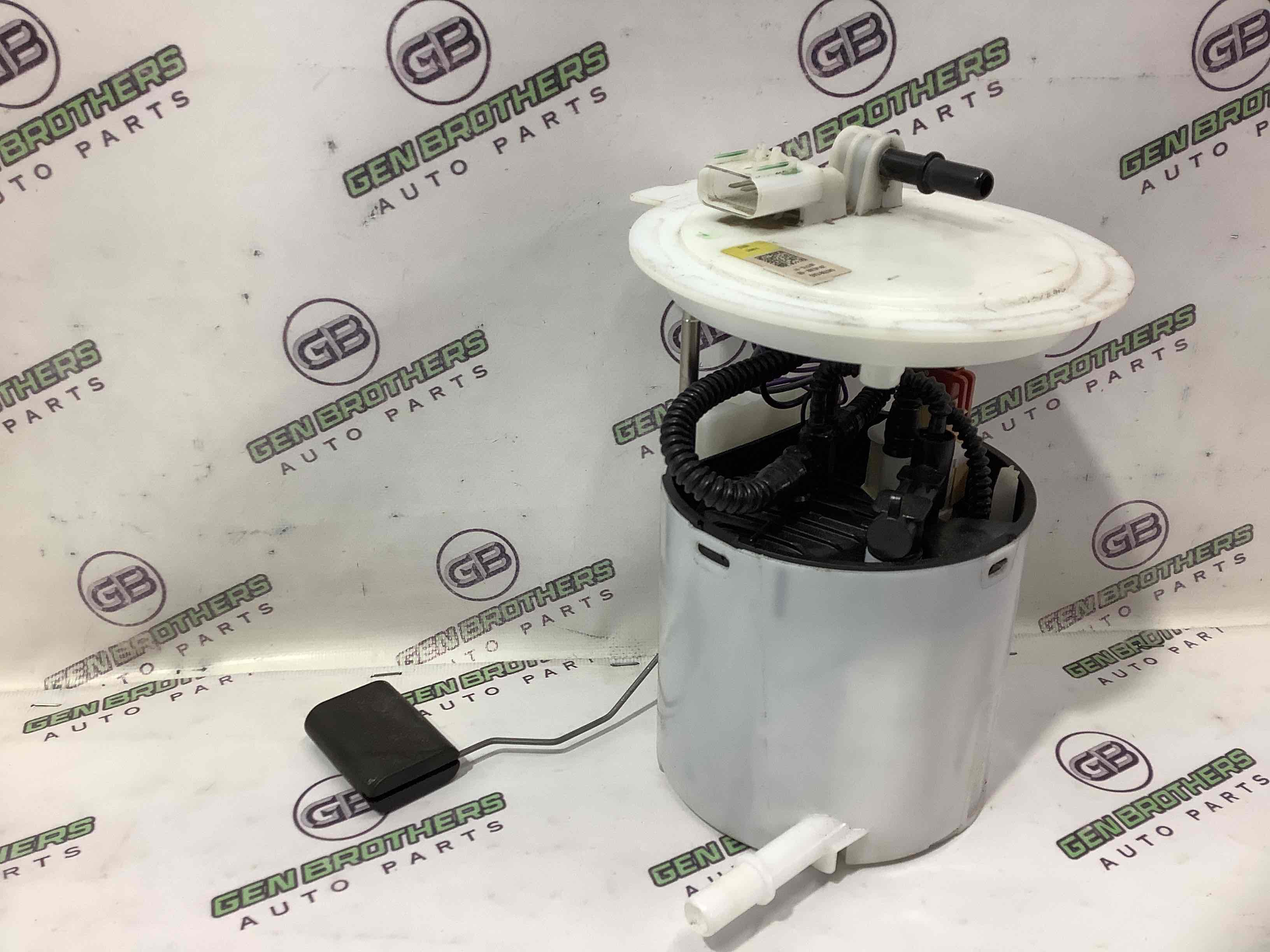 Насос топливный