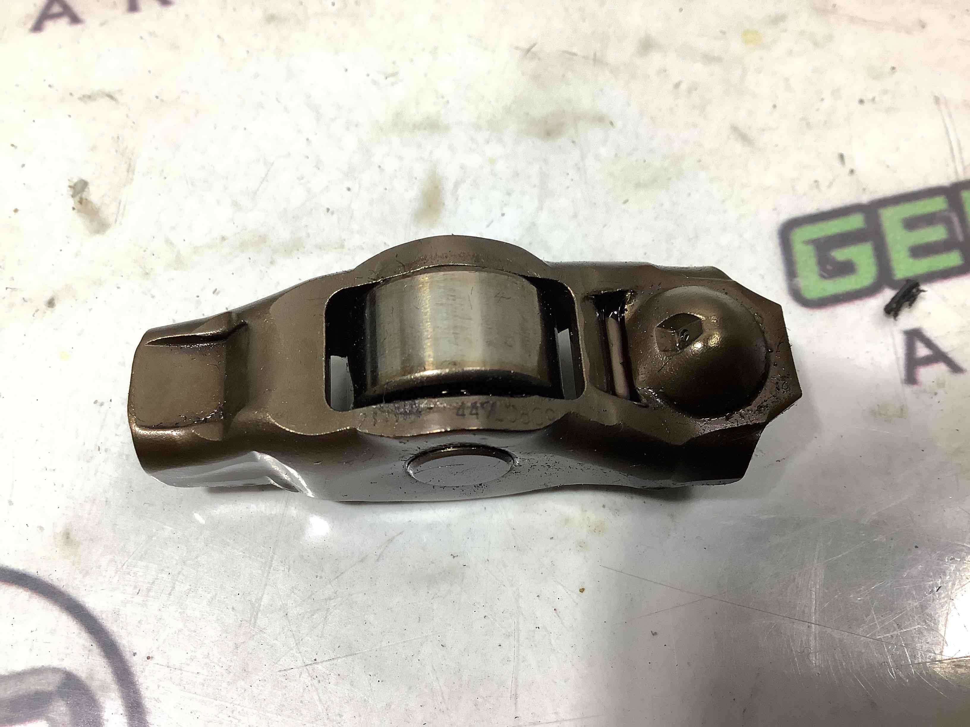 Запчастини двигуна