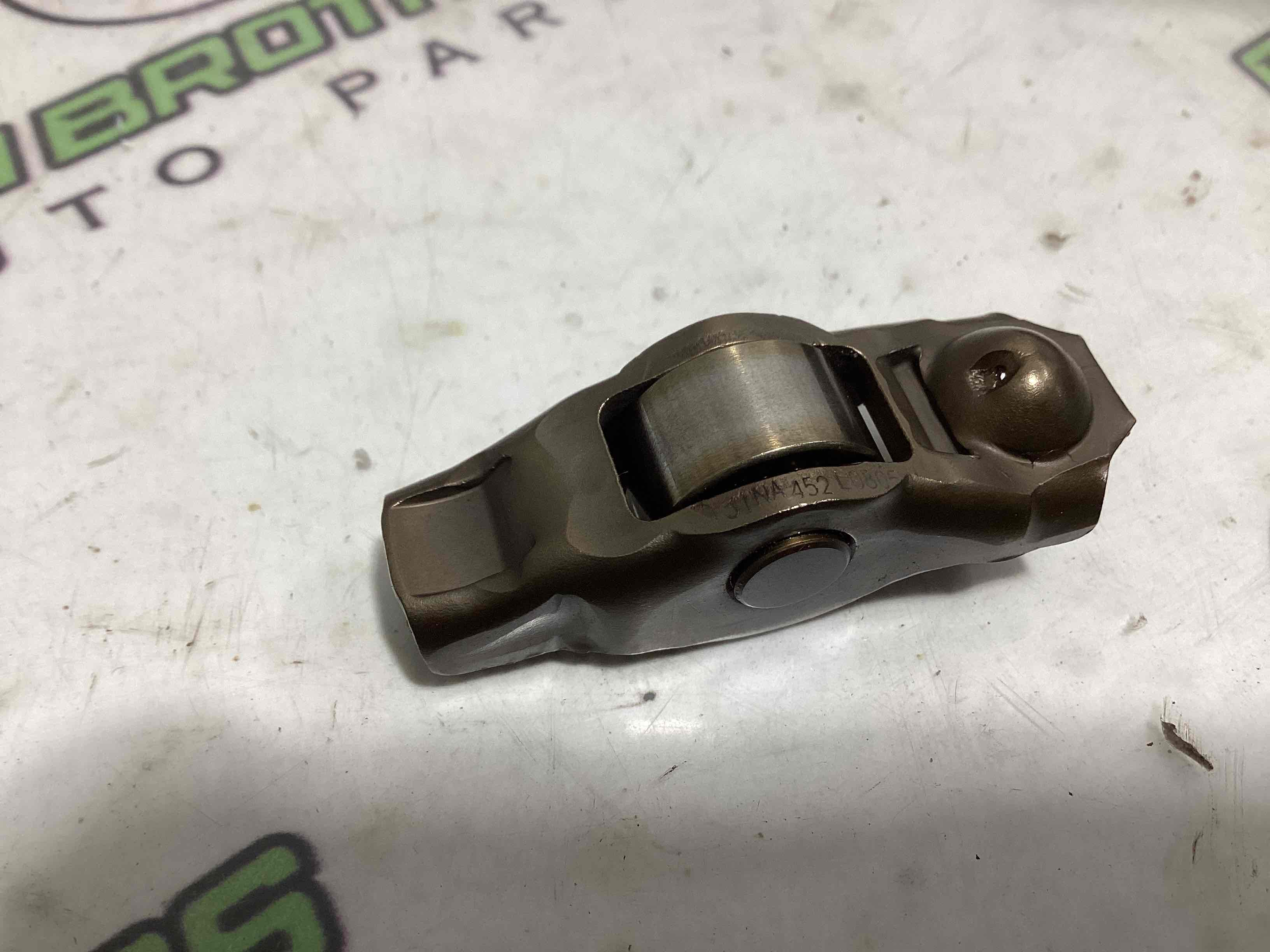 Запчастини двигуна