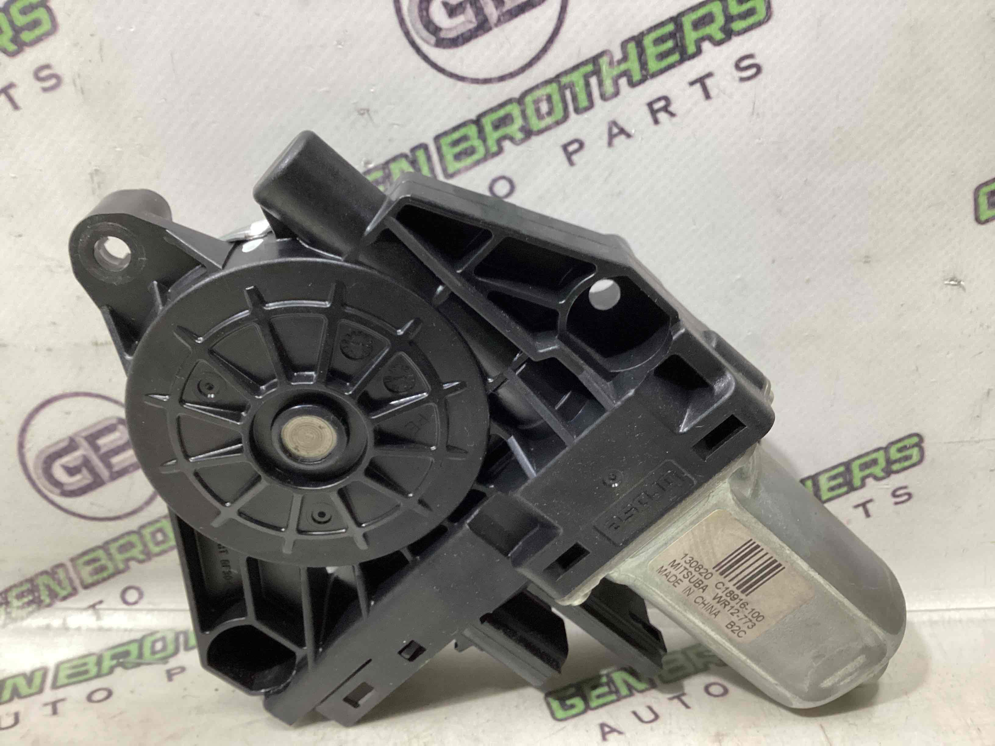 Моторчик склопідйомника