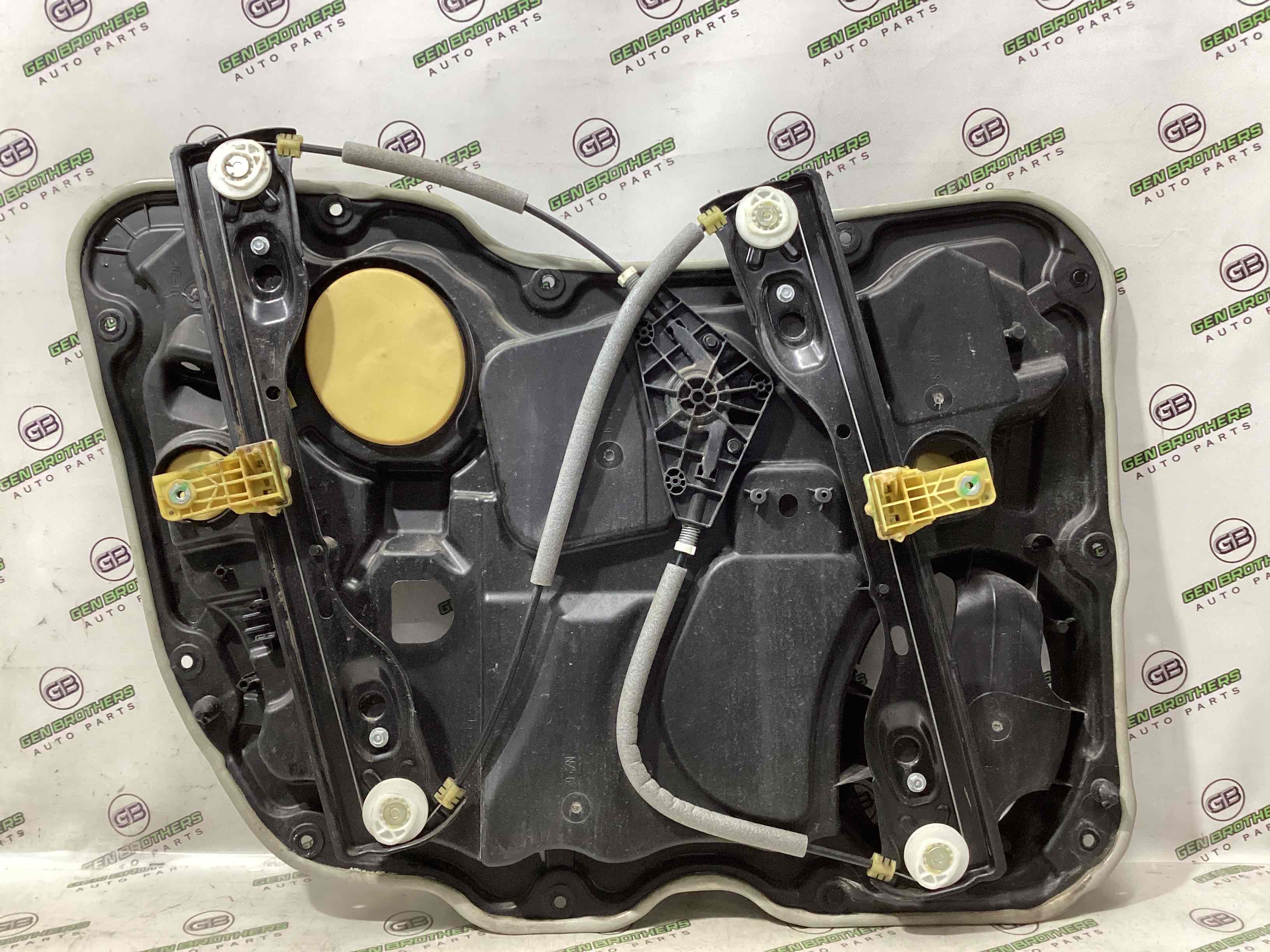 Склопідйомник передній правий