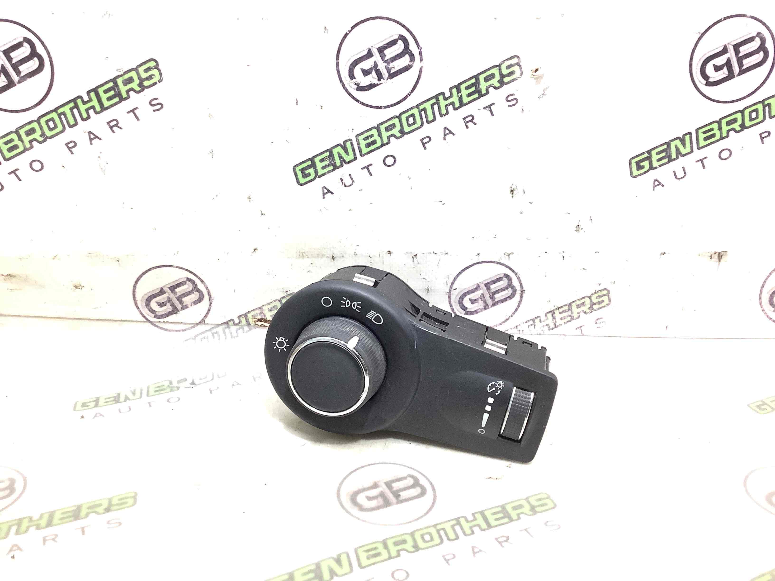 Блок керування світлом, блок кнопок світла