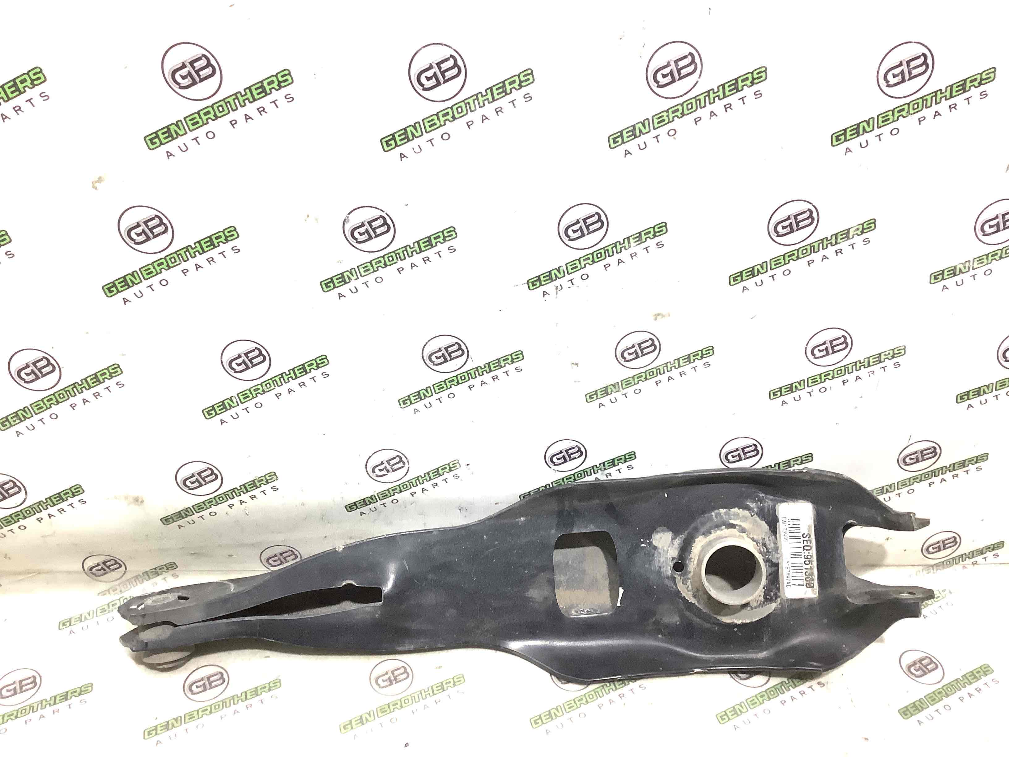 Важіль задній лівий