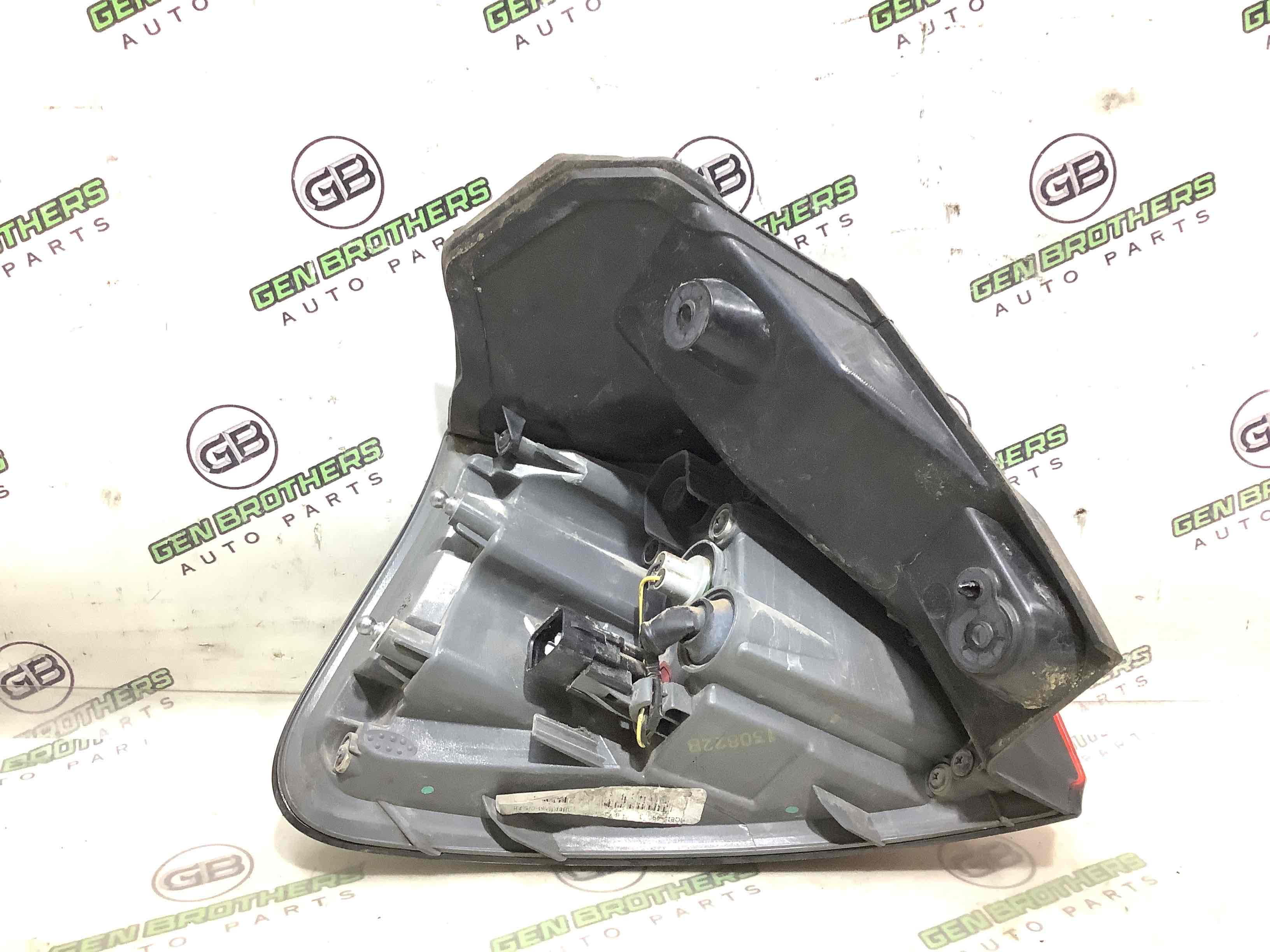 Ліхтар задній правий