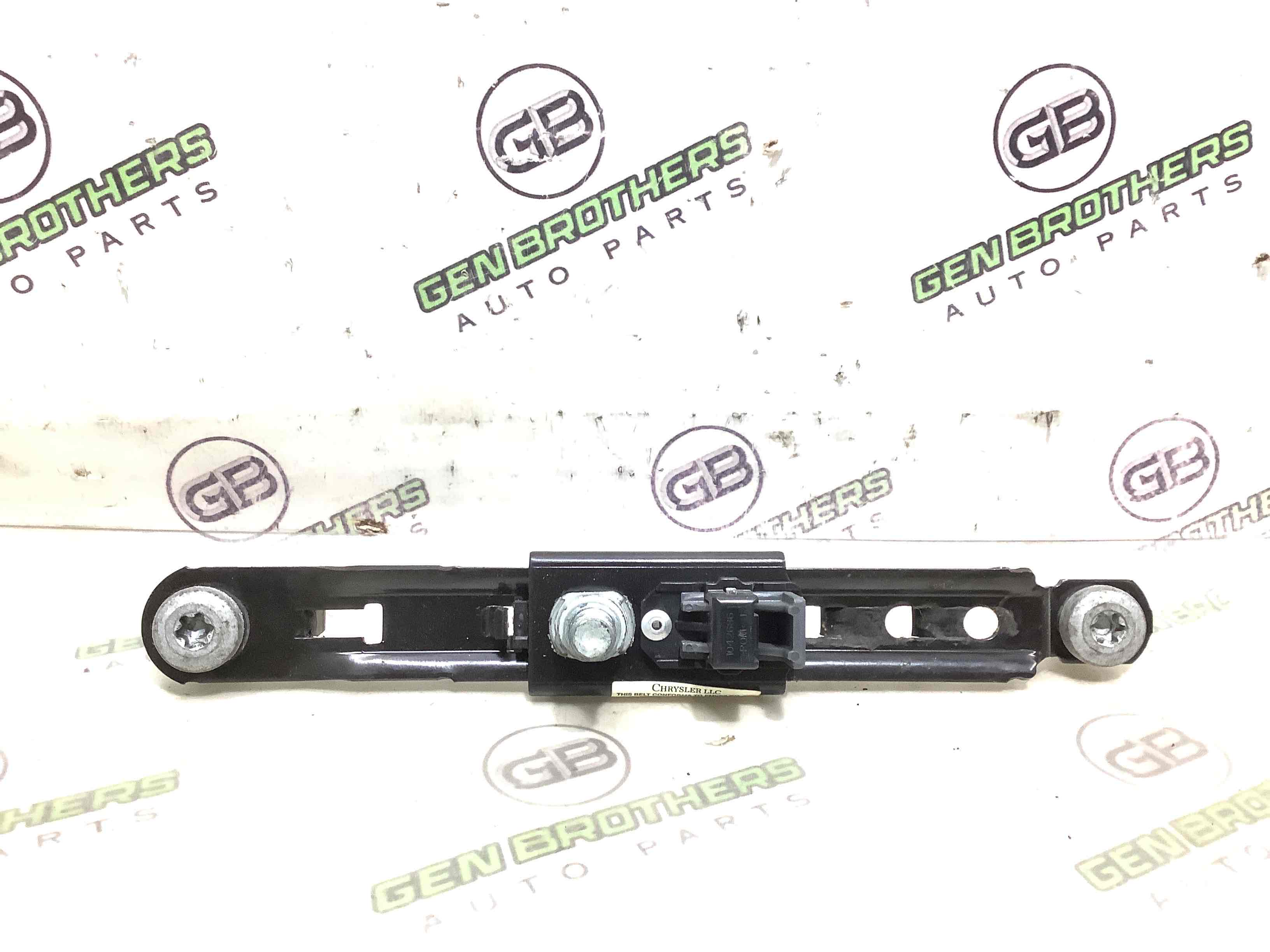 Регулятор висоти ременя безпеки