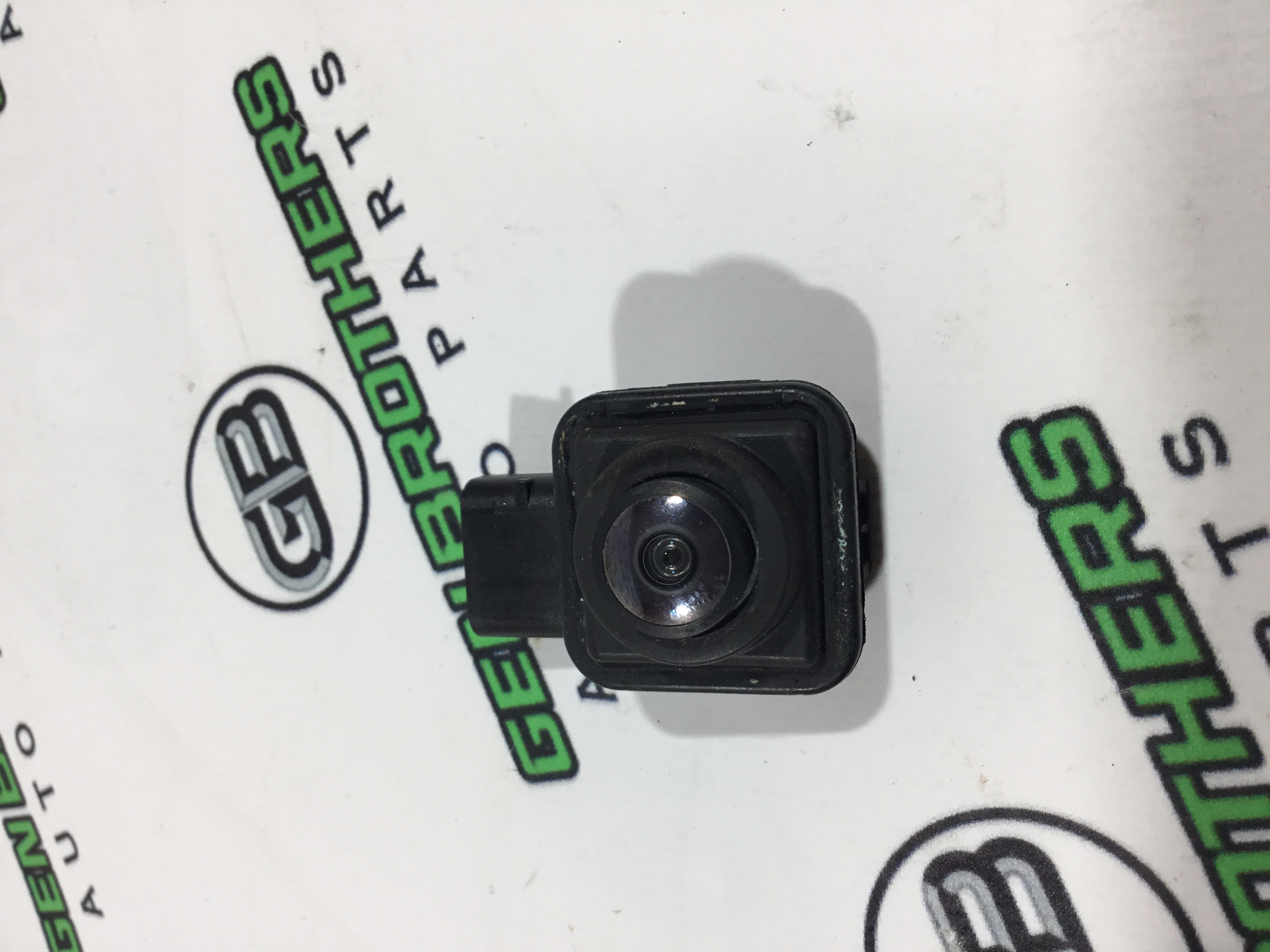 Камера, кріплення камери, корпус