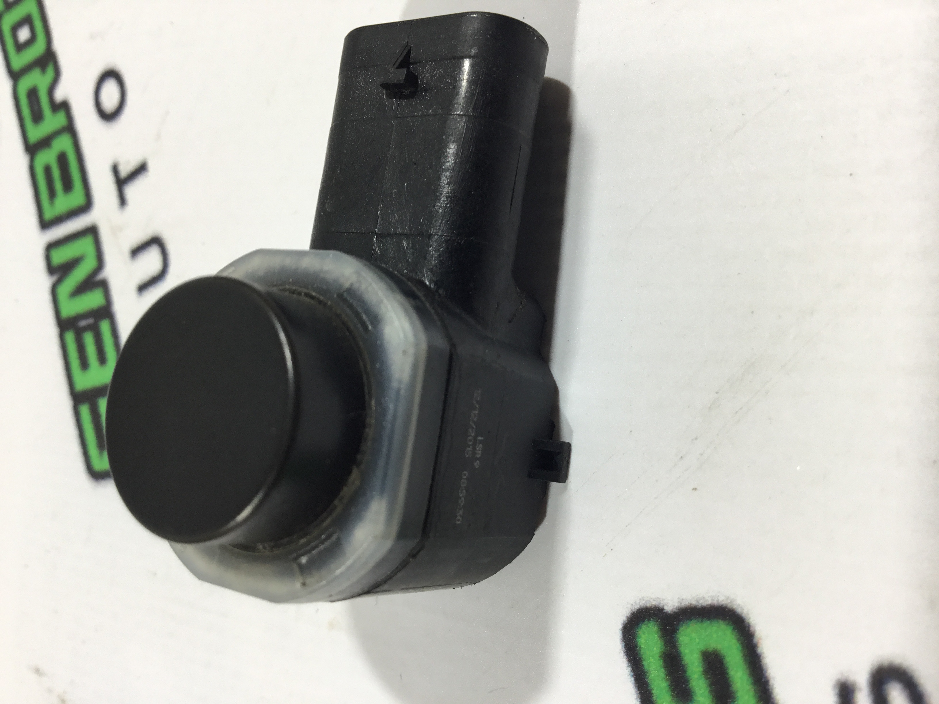 Парктронік, кріплення, корпус