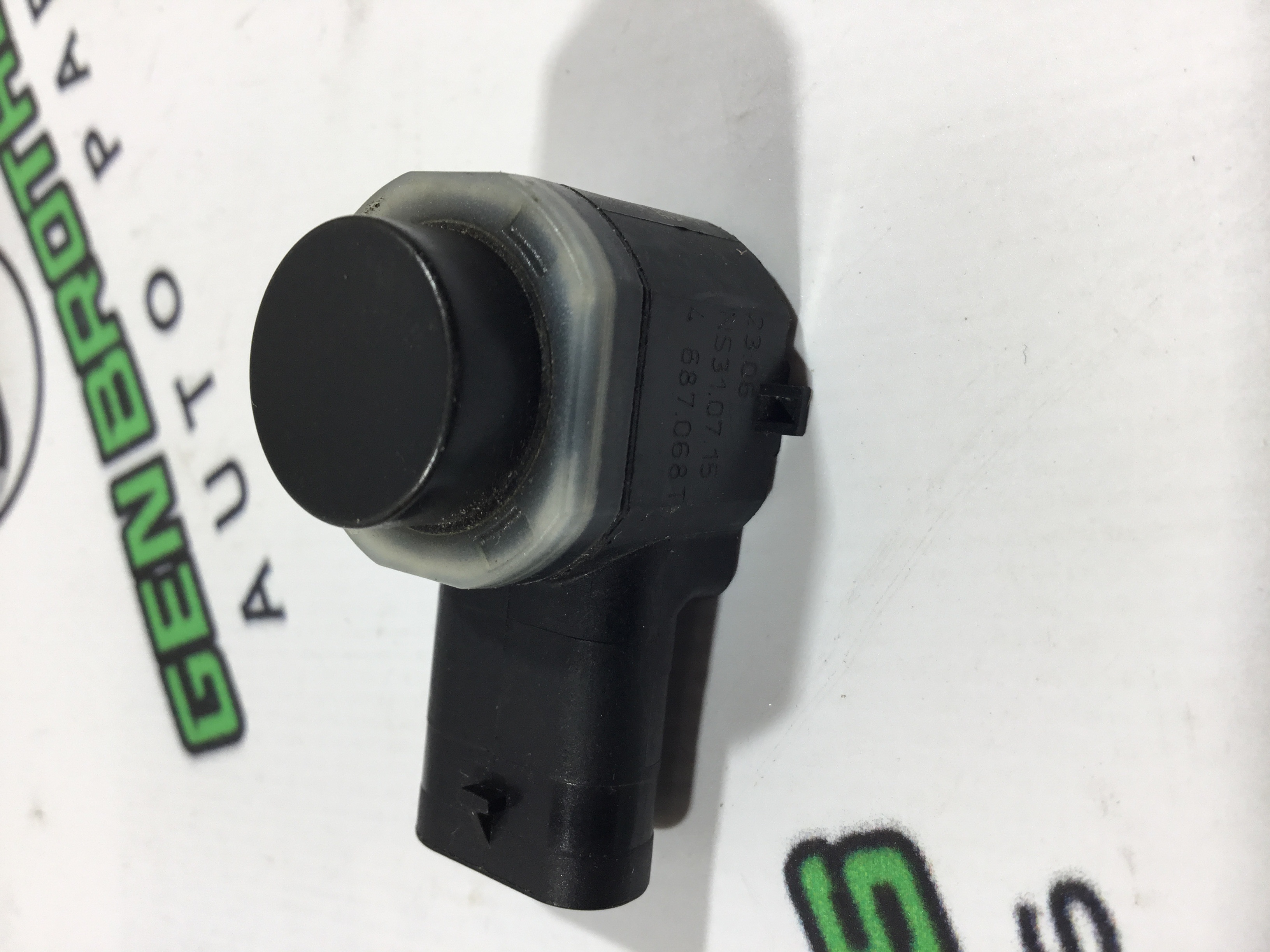 Парктронік, кріплення, корпус