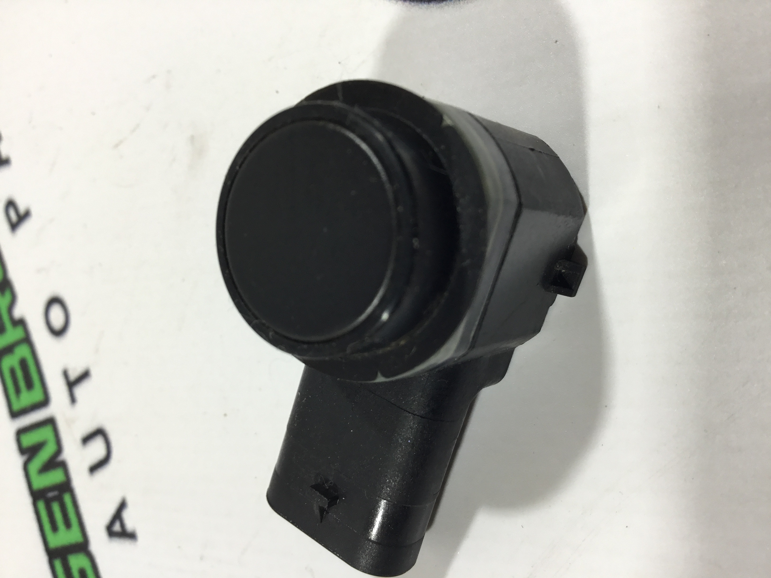 Парктронік, кріплення, корпус