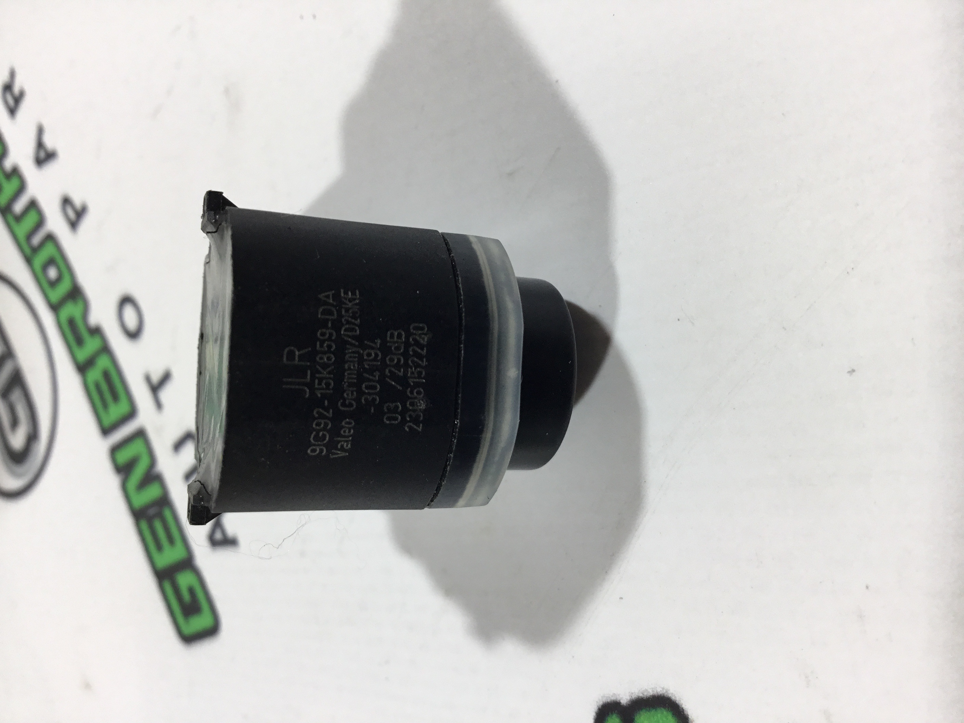 Парктронік, кріплення, корпус