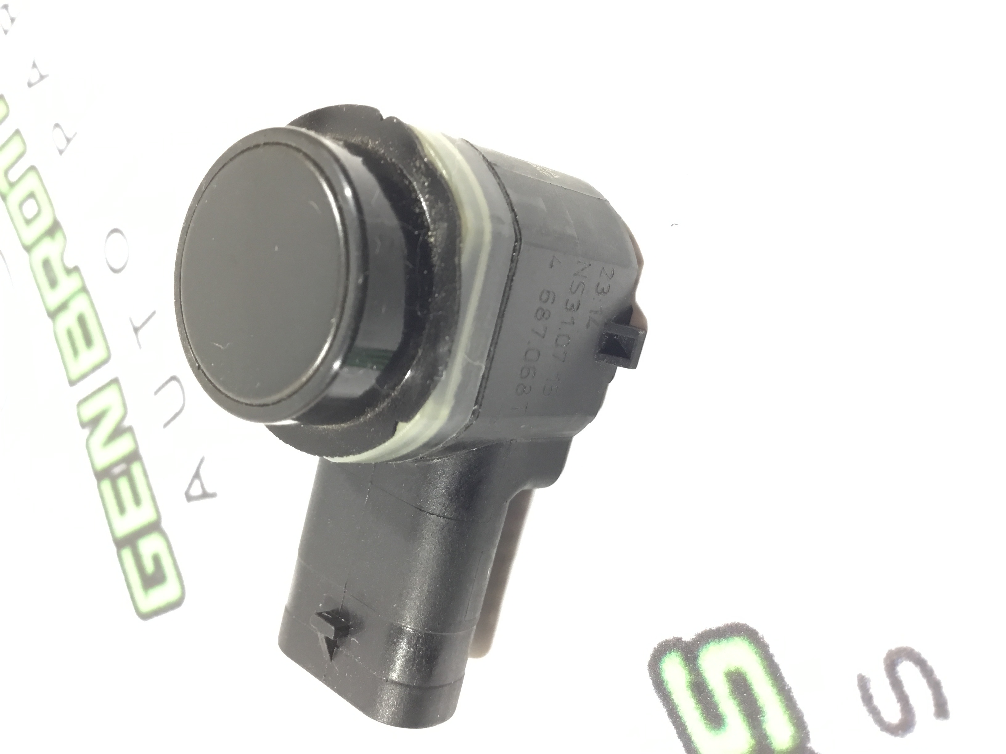 Парктронік, кріплення, корпус