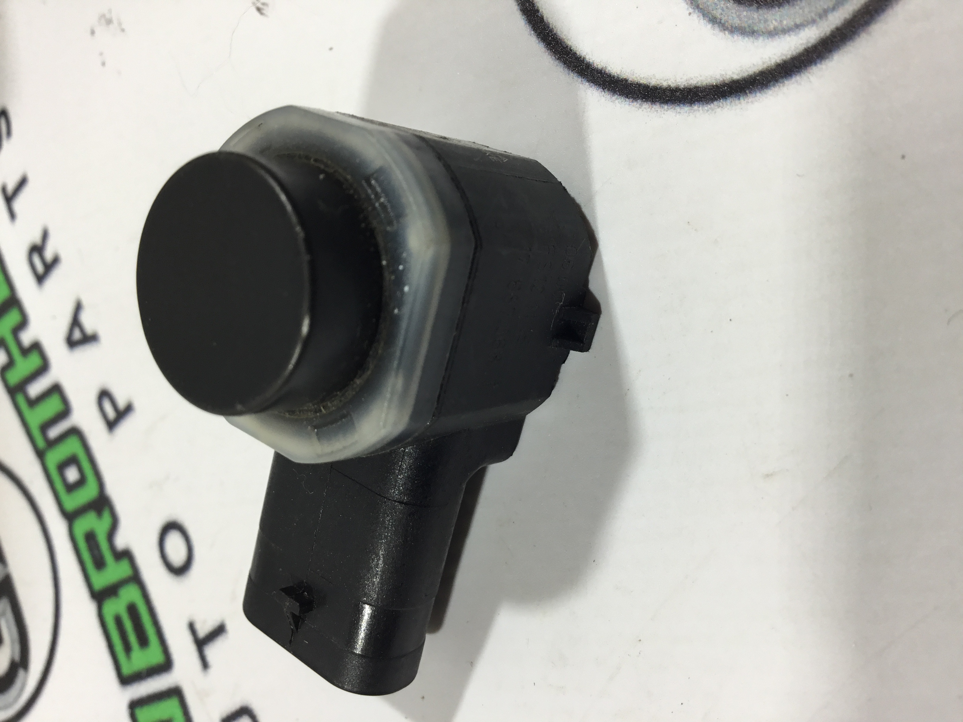 Парктронік, кріплення, корпус