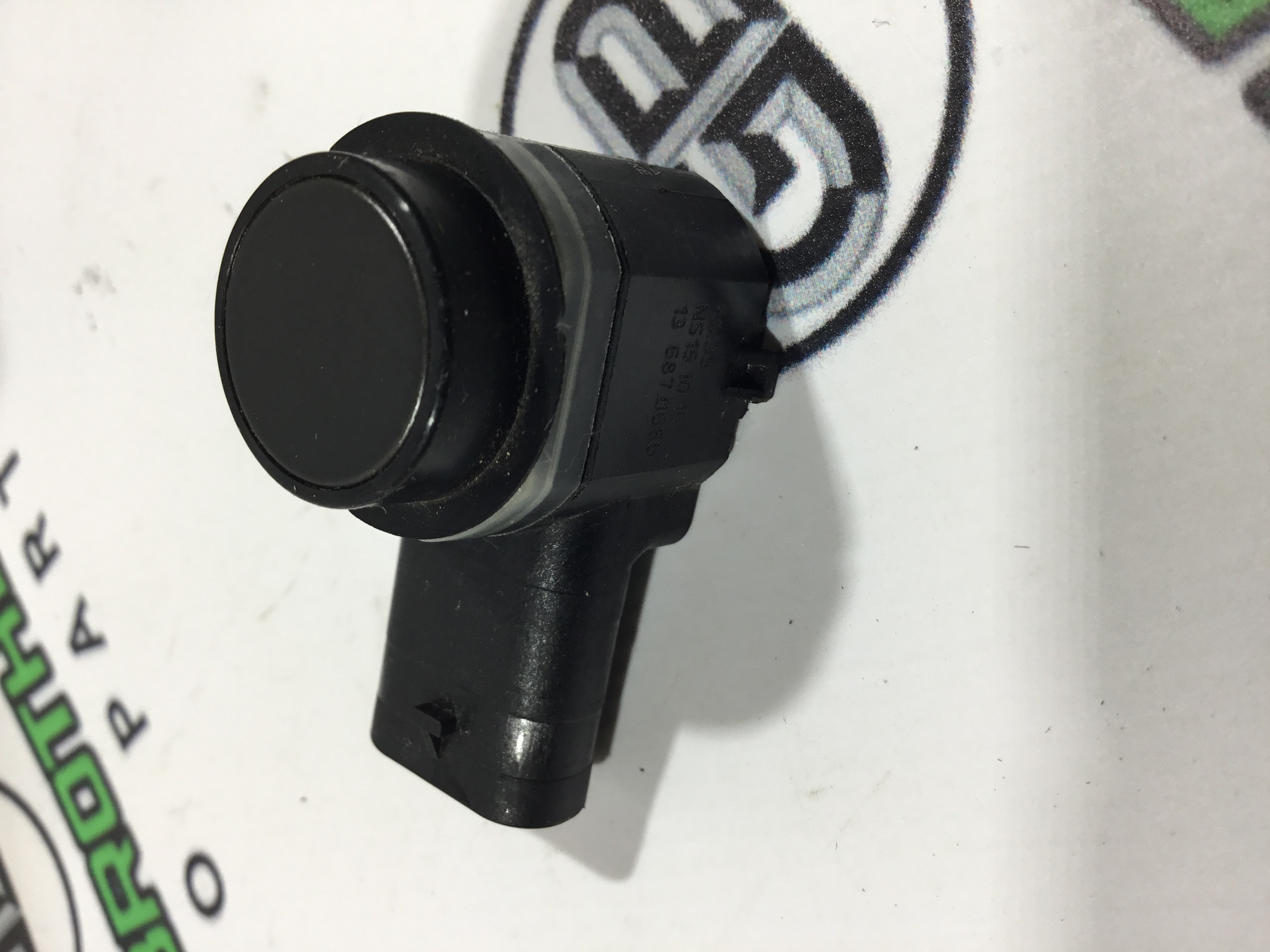 Парктронік, кріплення, корпус