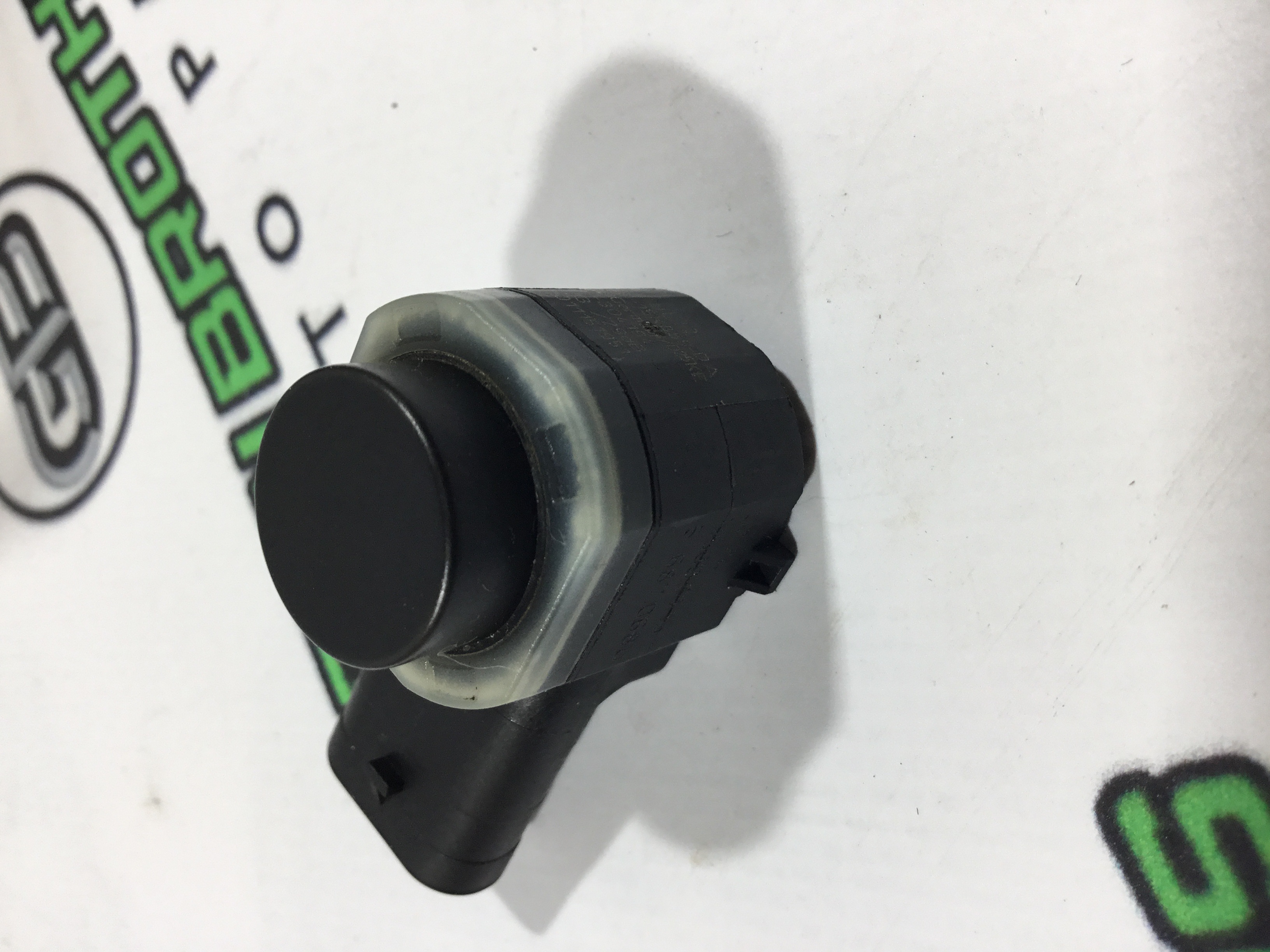 Парктронік, кріплення, корпус